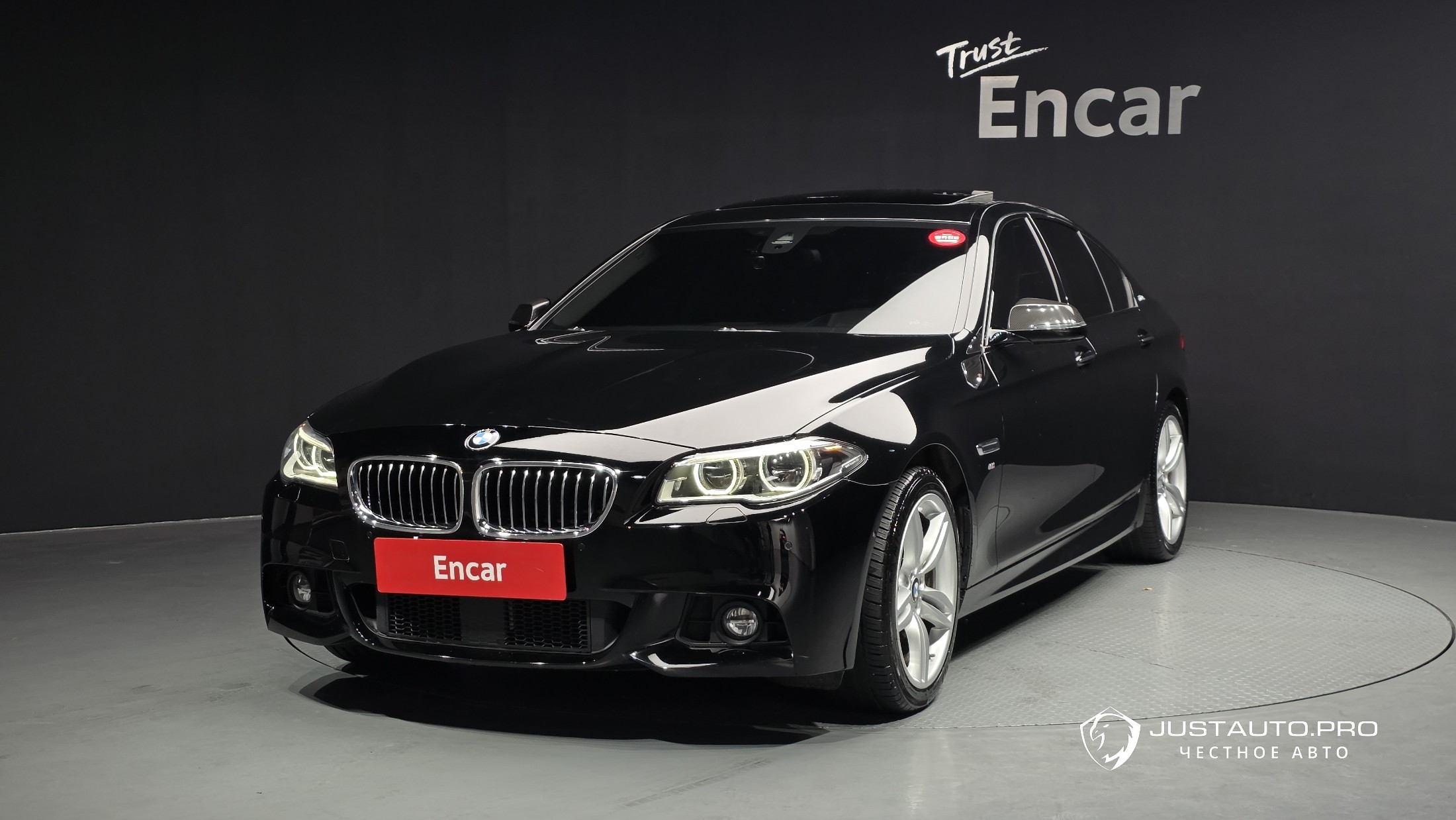 Автомобиль BMW 5-Series