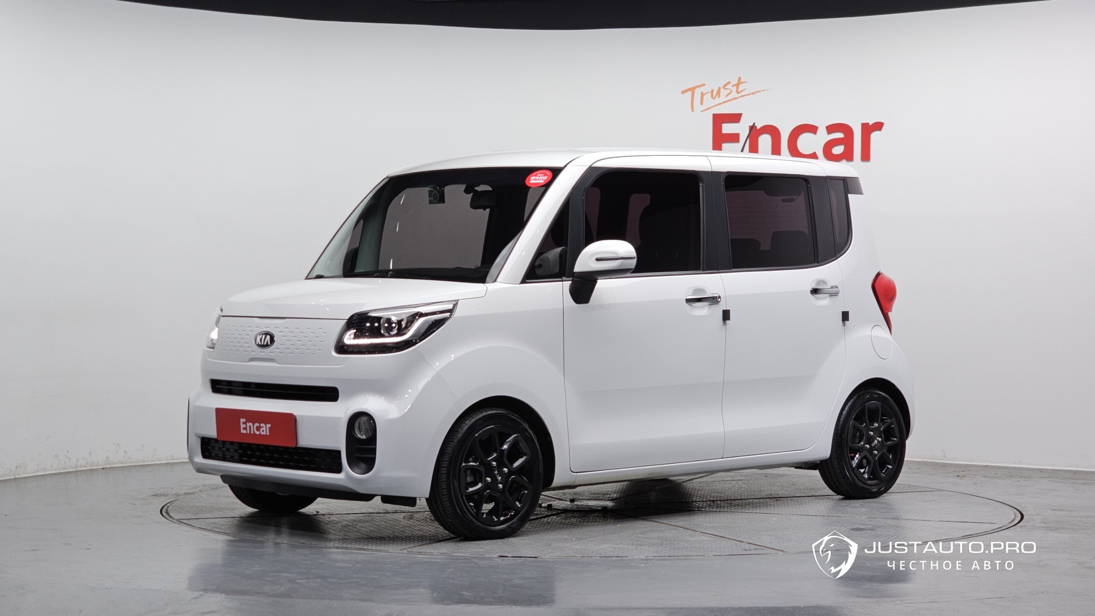Автомобиль Kia RAY