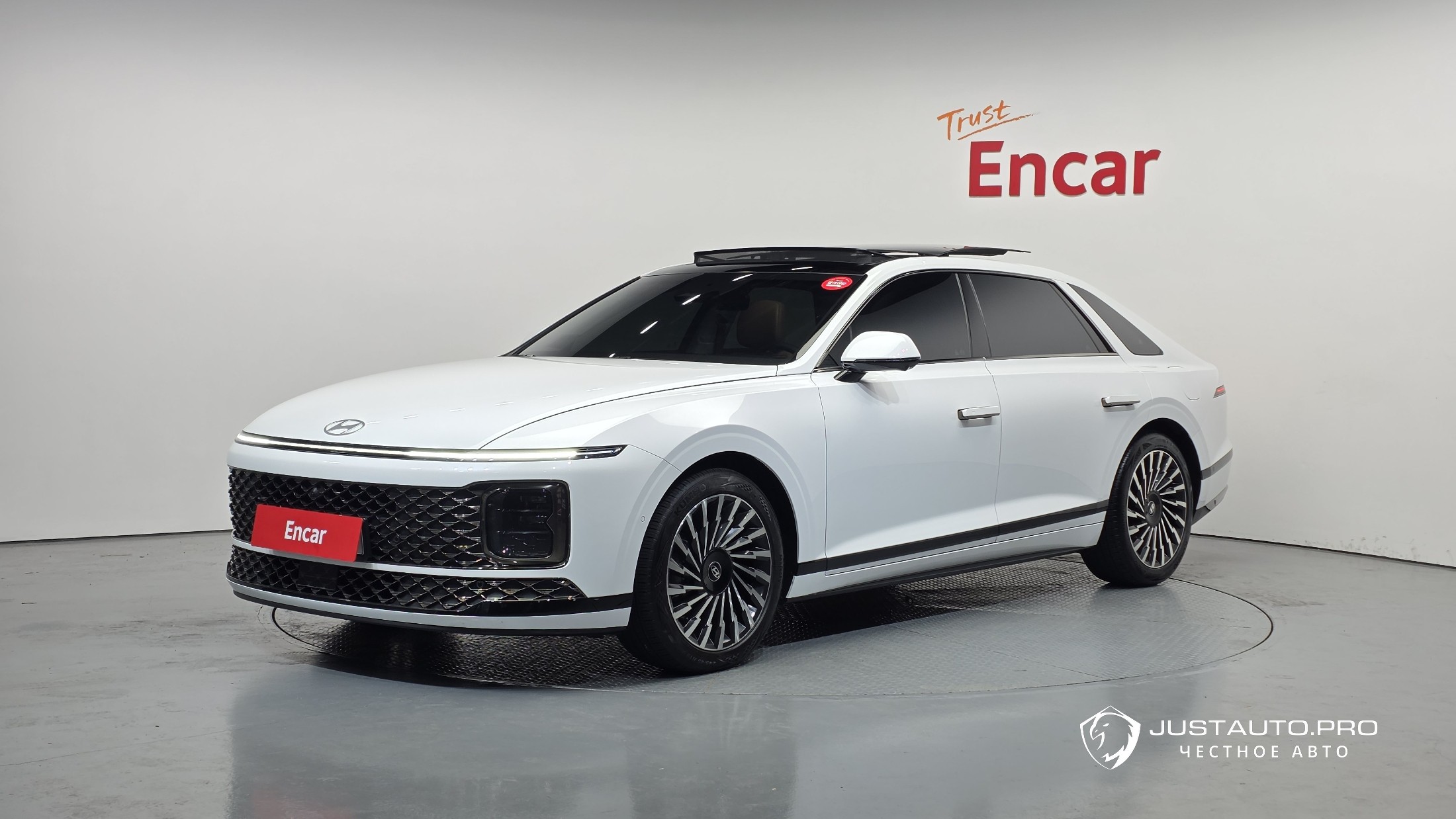 Автомобиль Hyundai Grandeur