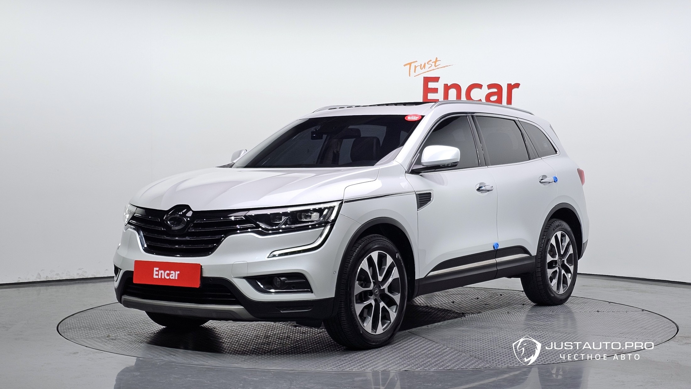 Автомобиль Renault-KoreaSamsung QM6