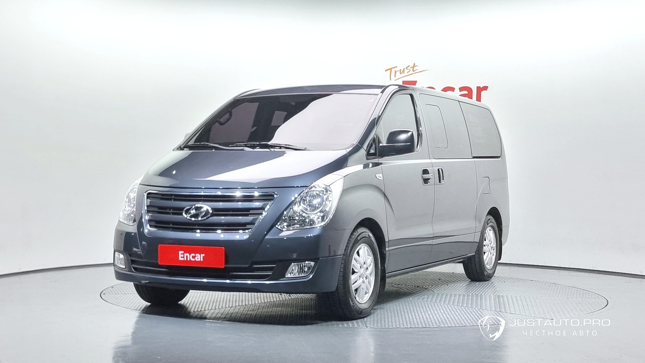 Автомобиль Hyundai Starex