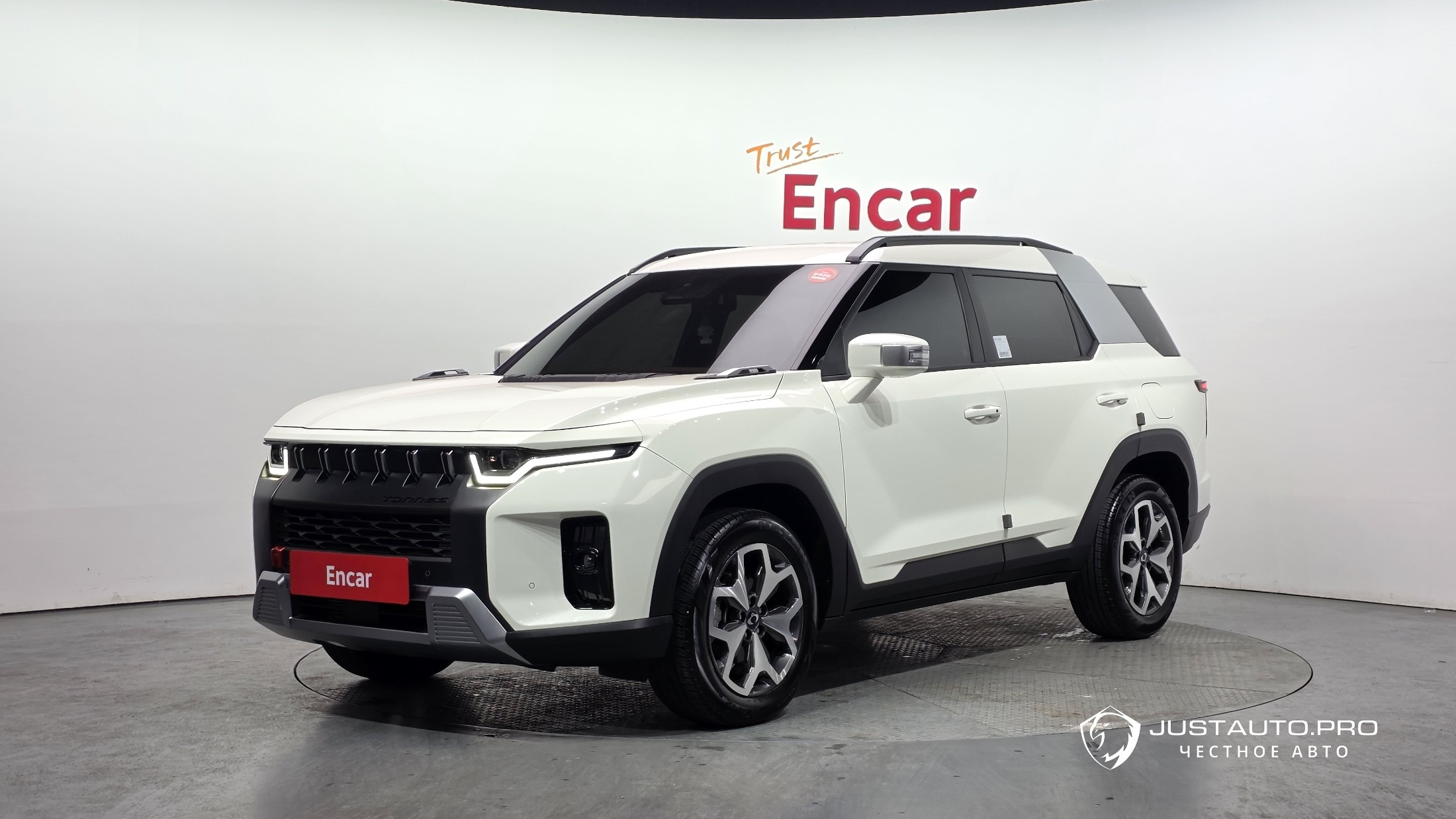 Автомобиль KG_Mobility_Ssangyong Torres