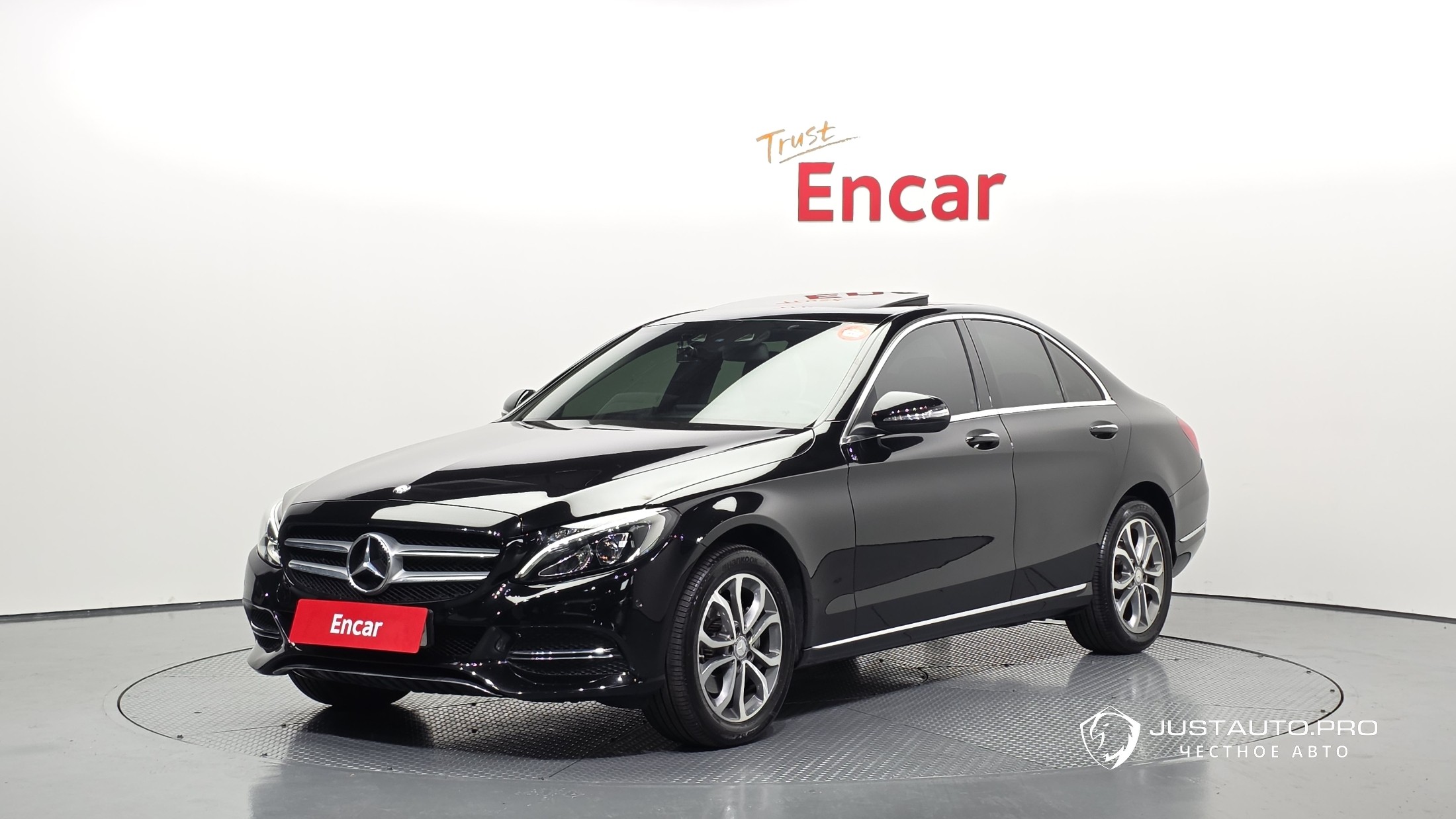 Автомобиль Mercedes-Benz C-Class