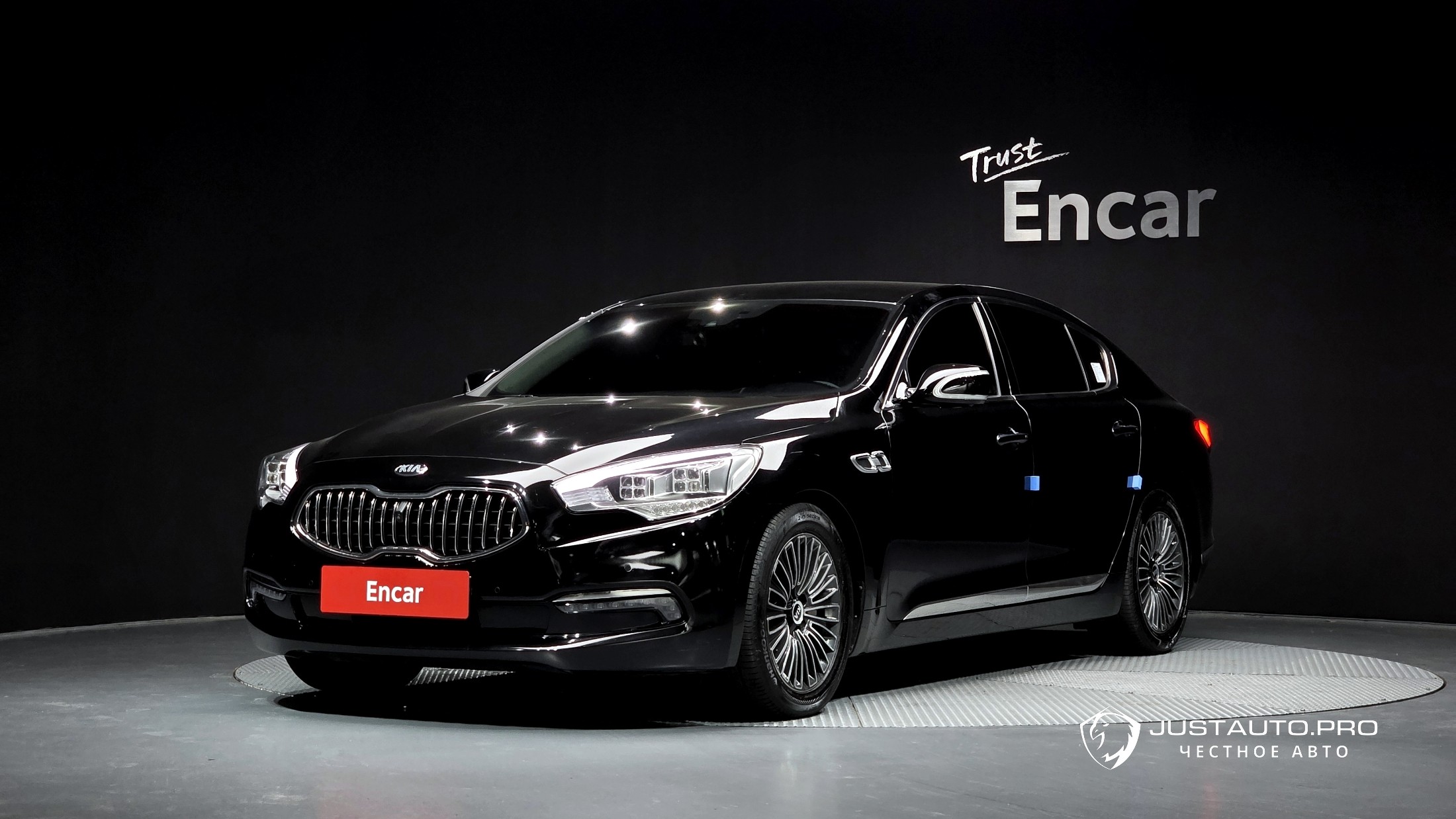 Автомобиль Kia K9