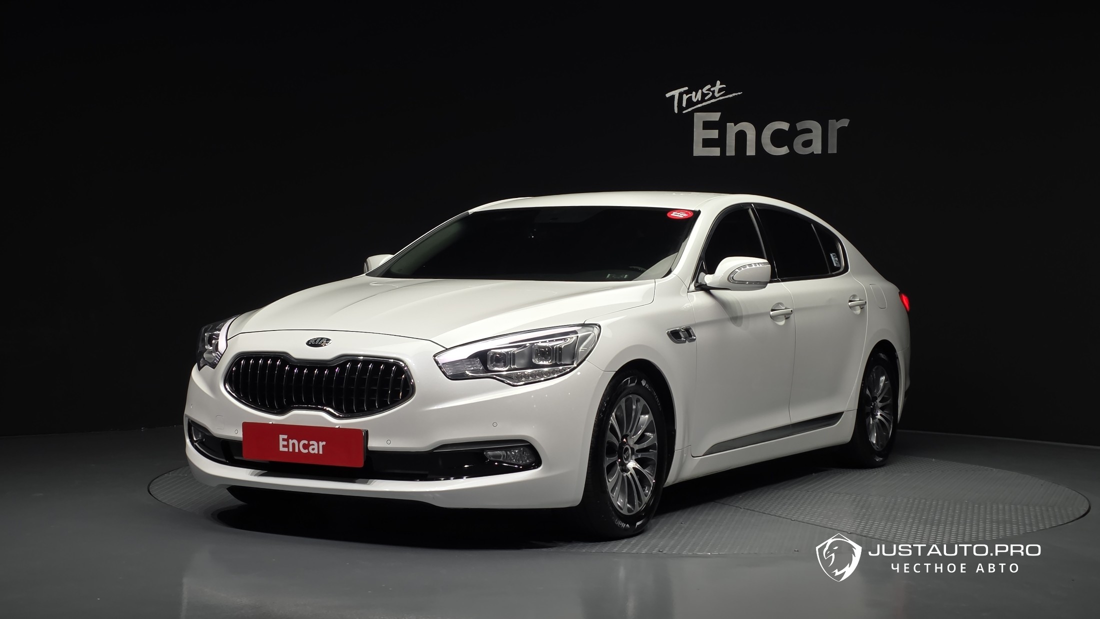 Автомобиль Kia K9