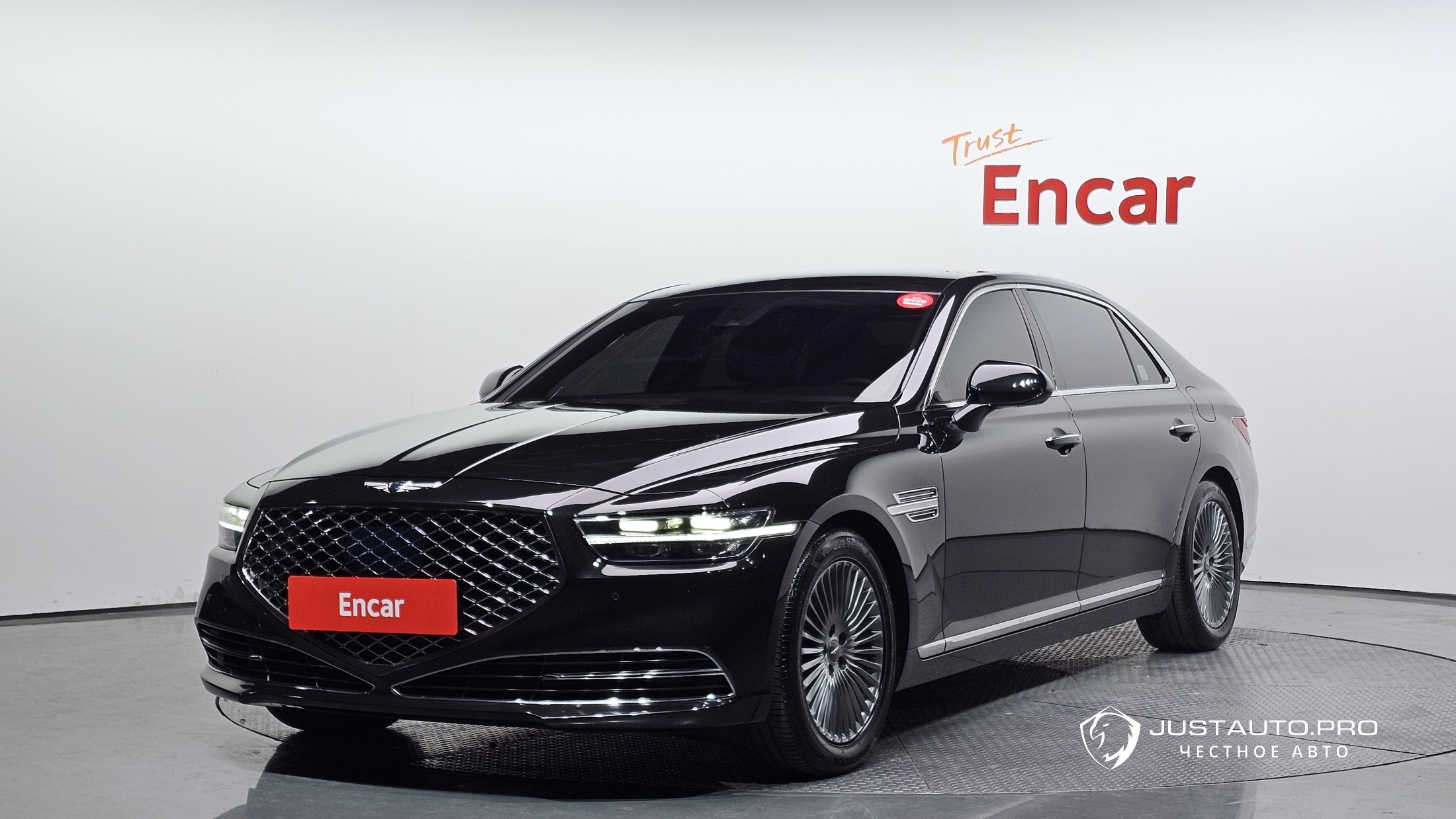 Автомобиль Genesis G90