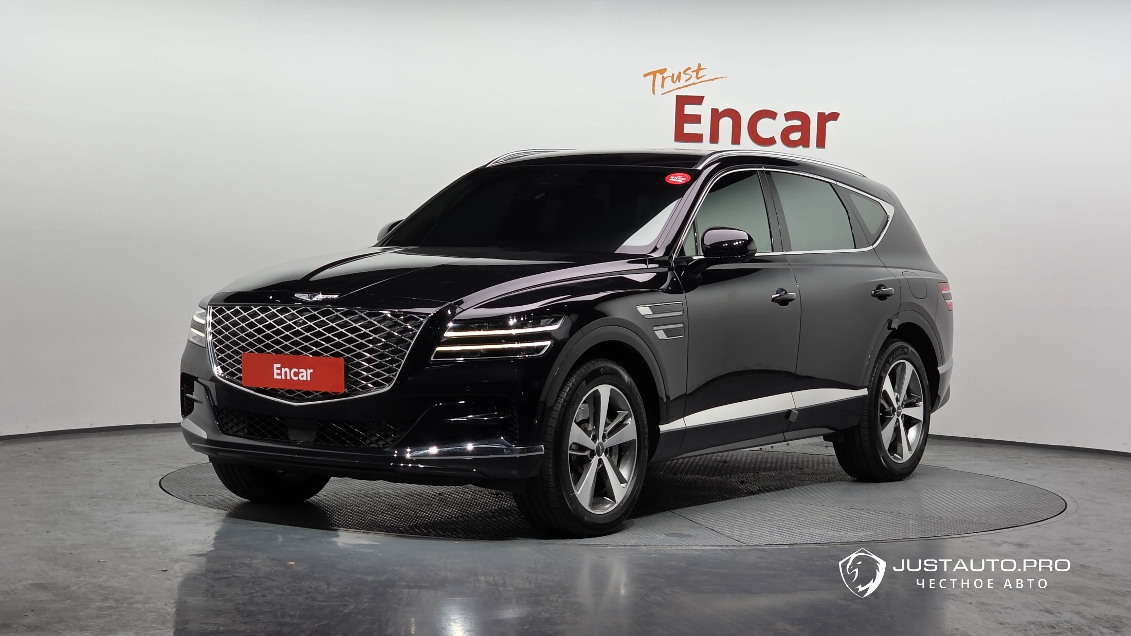 Автомобиль Genesis GV80