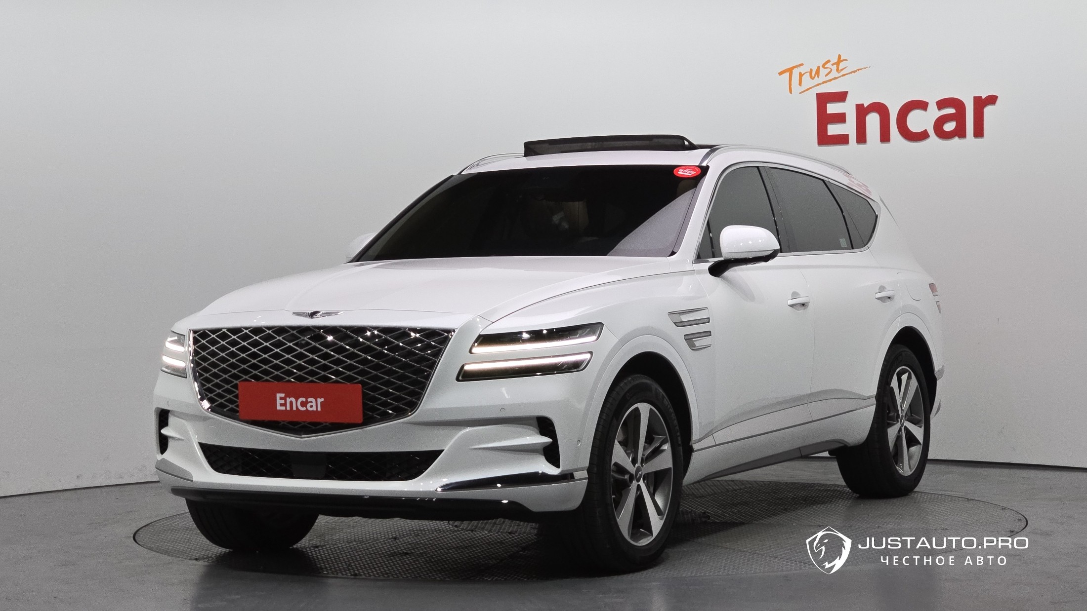 Автомобиль Genesis GV80