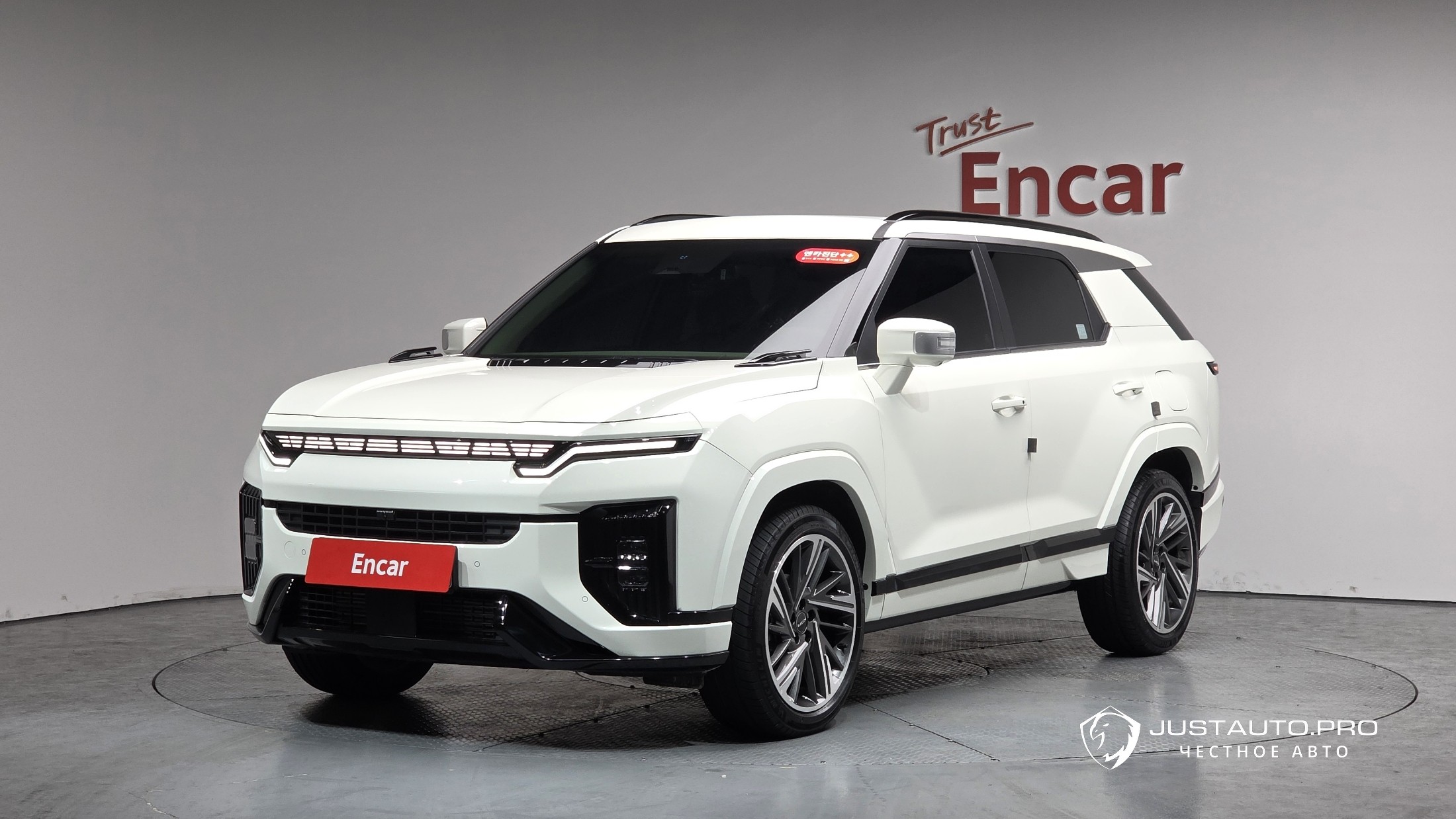 Автомобиль KG_Mobility_Ssangyong Actyon