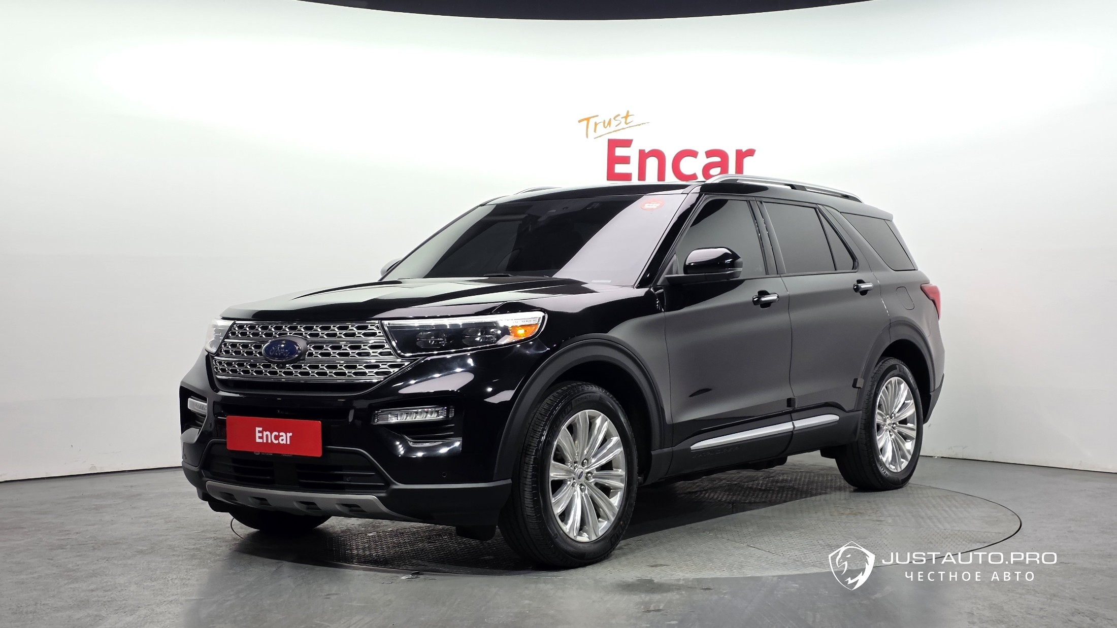Автомобиль Ford Explorer