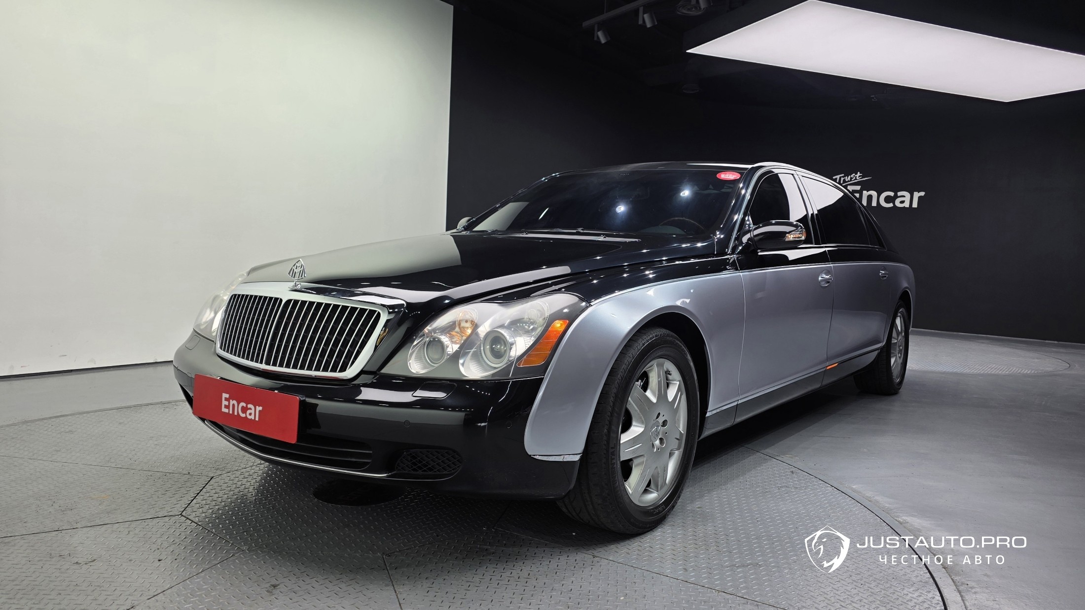 Автомобиль Maybach 62