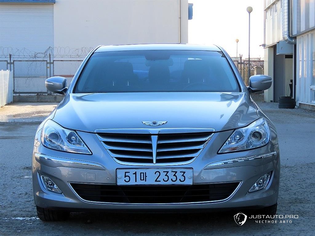 Автомобиль Hyundai Genesis