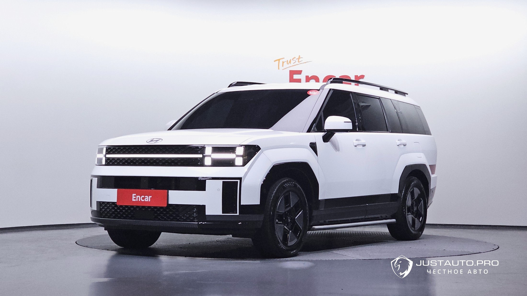 Автомобиль Hyundai Santafe