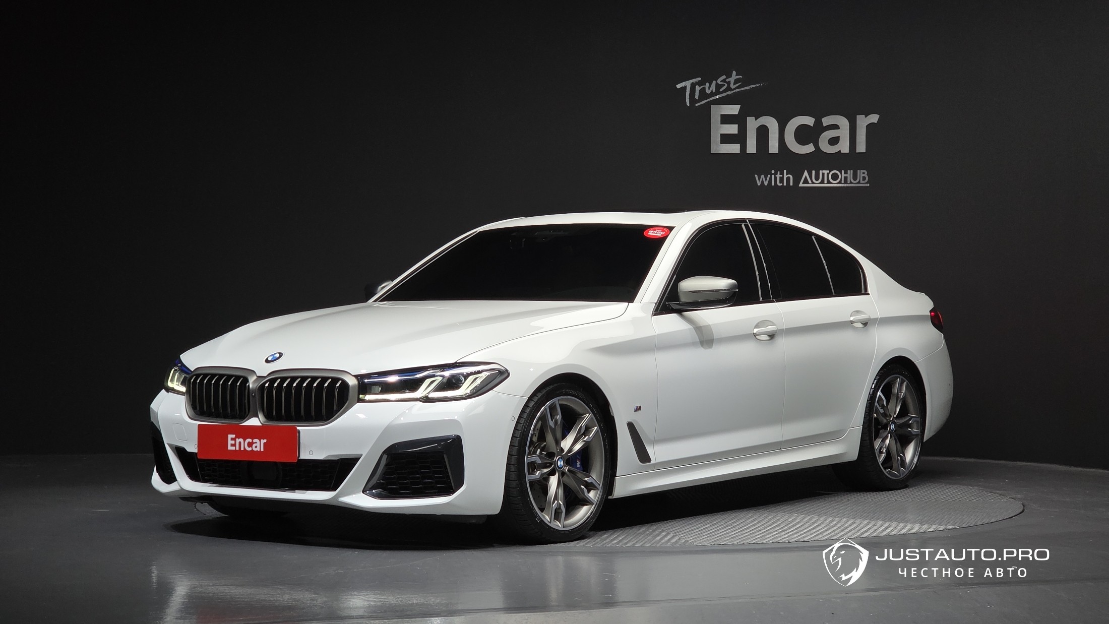 Автомобиль BMW 5-Series