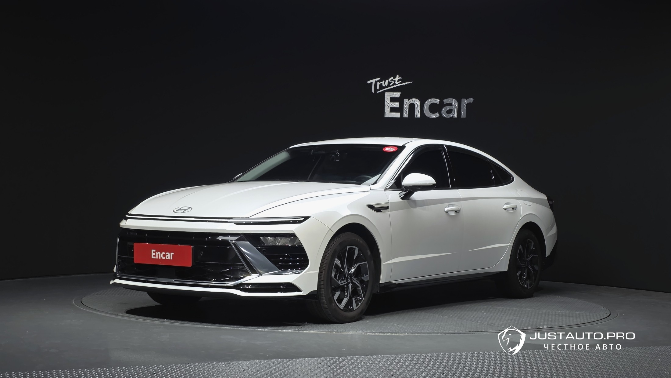 Автомобиль Hyundai Sonata