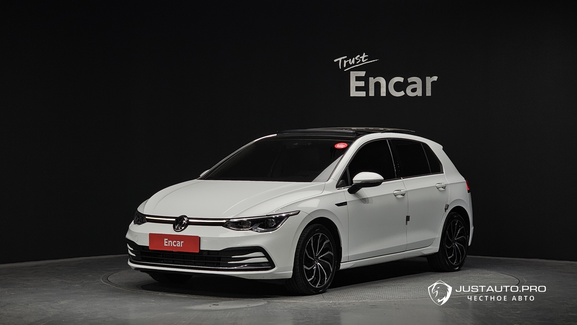 Автомобиль Volkswagen Golf