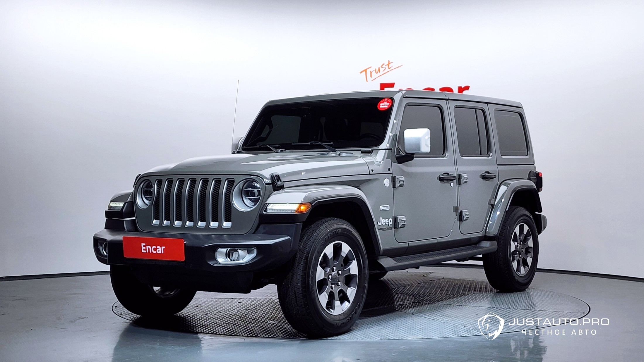 Автомобиль Jeep Wrangler