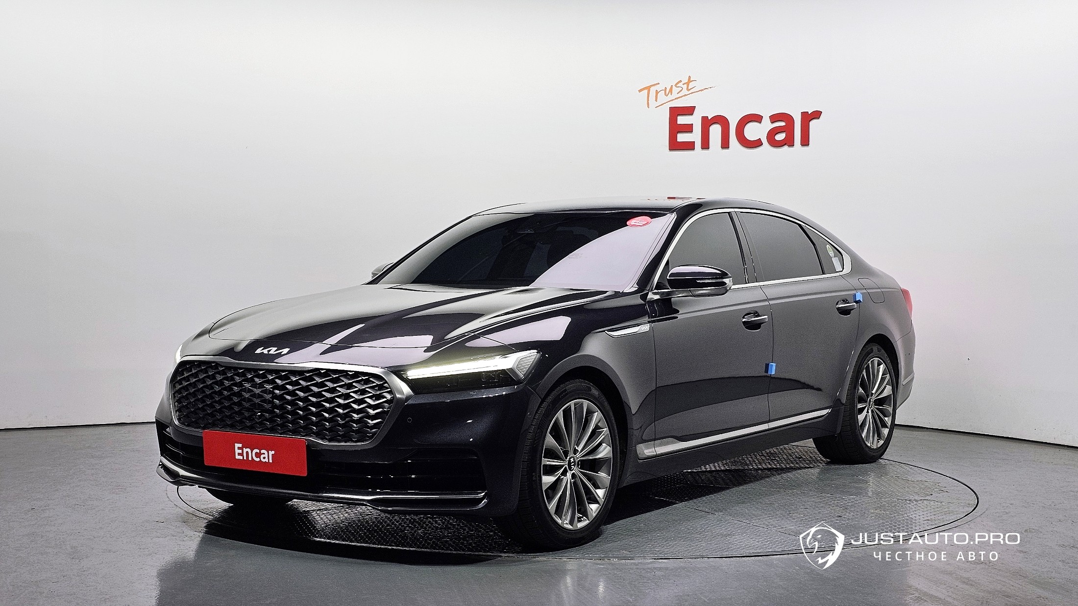 Автомобиль Kia K9