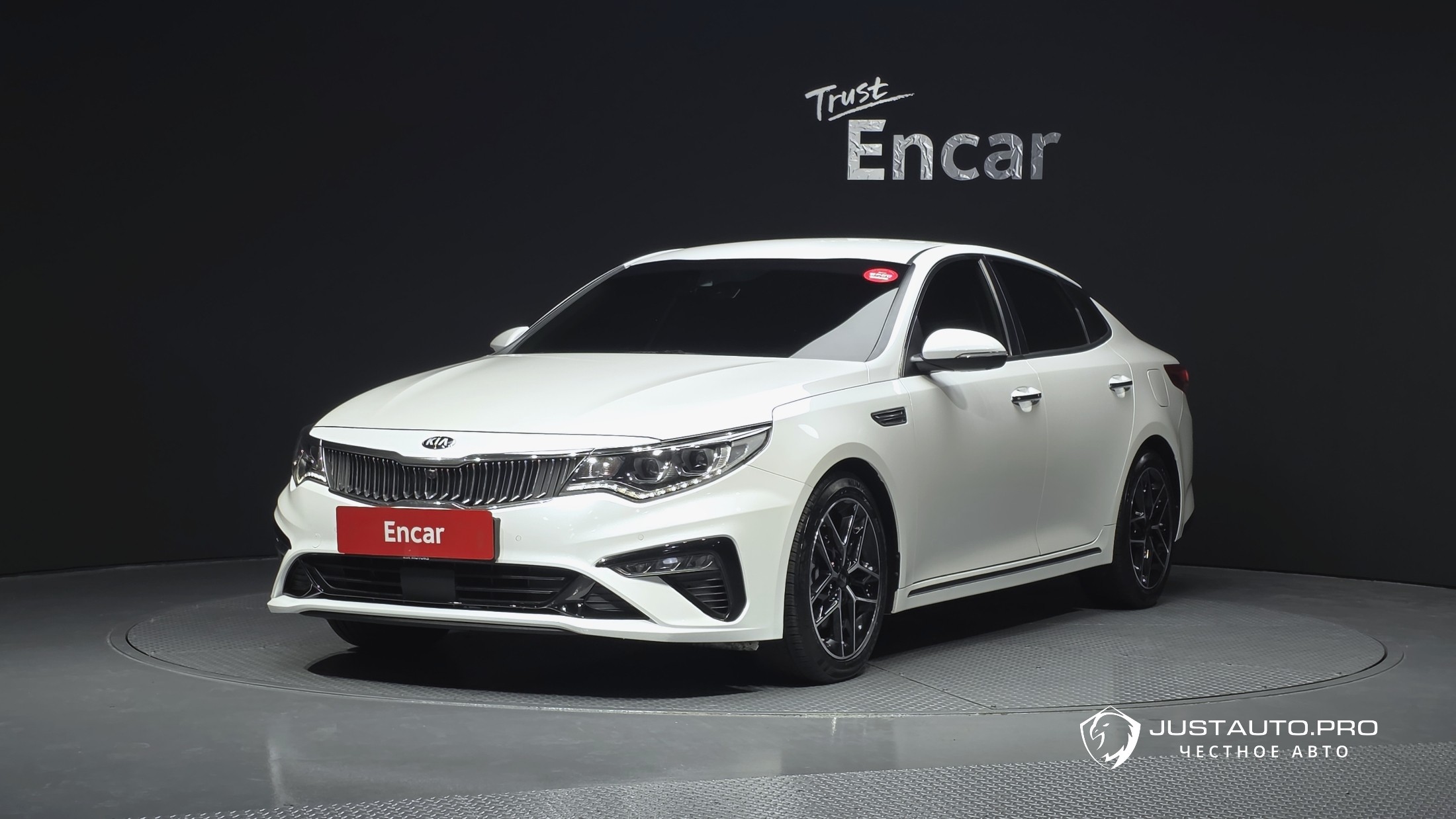 Автомобиль Kia K5