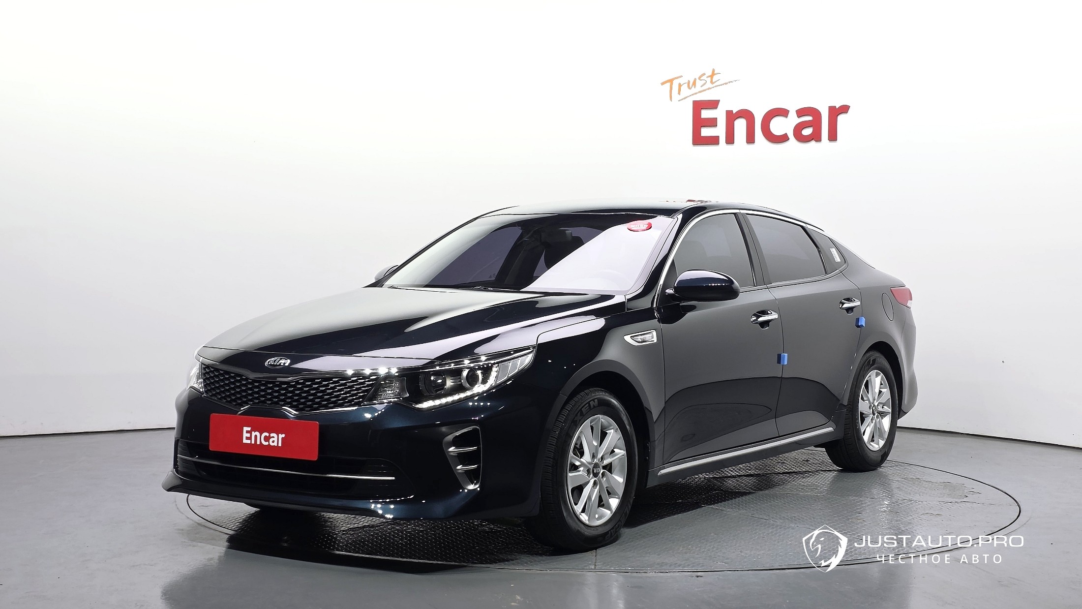 Автомобиль Kia K5