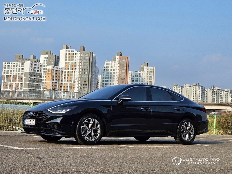 Автомобиль Hyundai Sonata