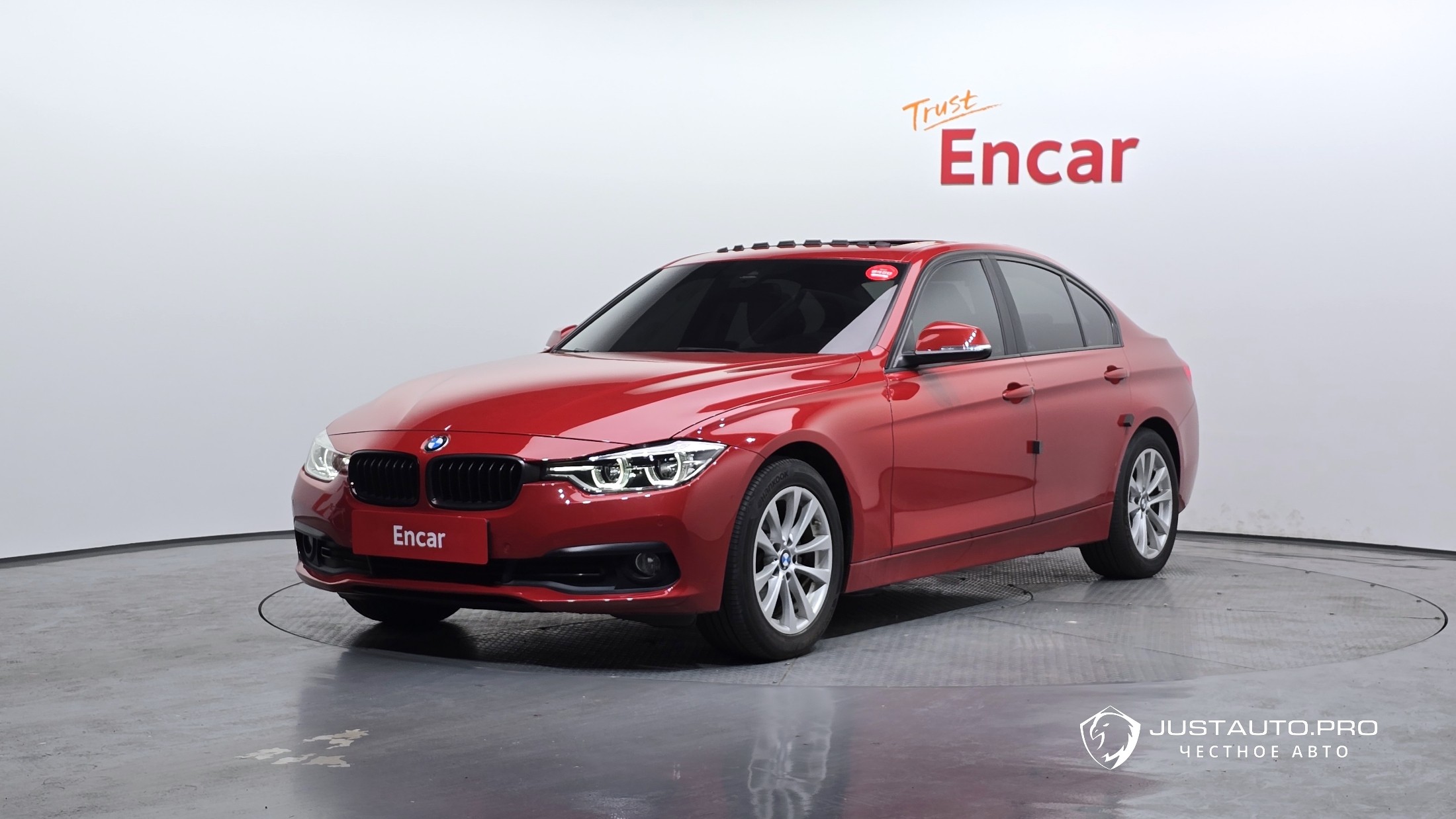 Автомобиль BMW 3-Series