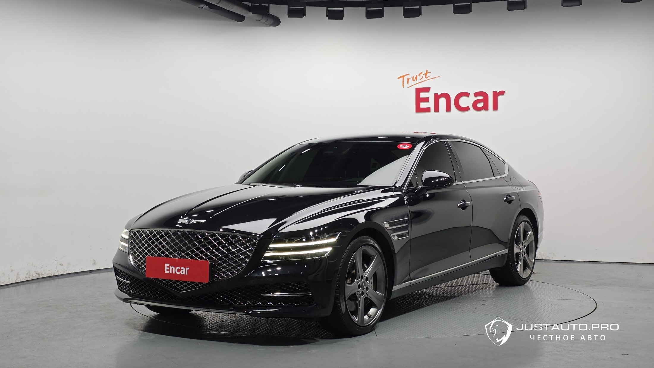 Автомобиль Genesis G80
