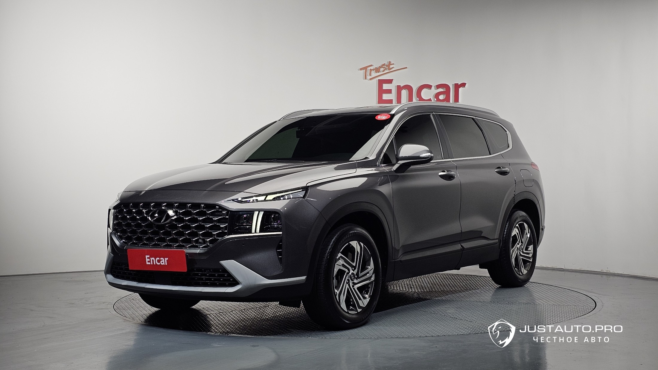 Автомобиль Hyundai Santafe