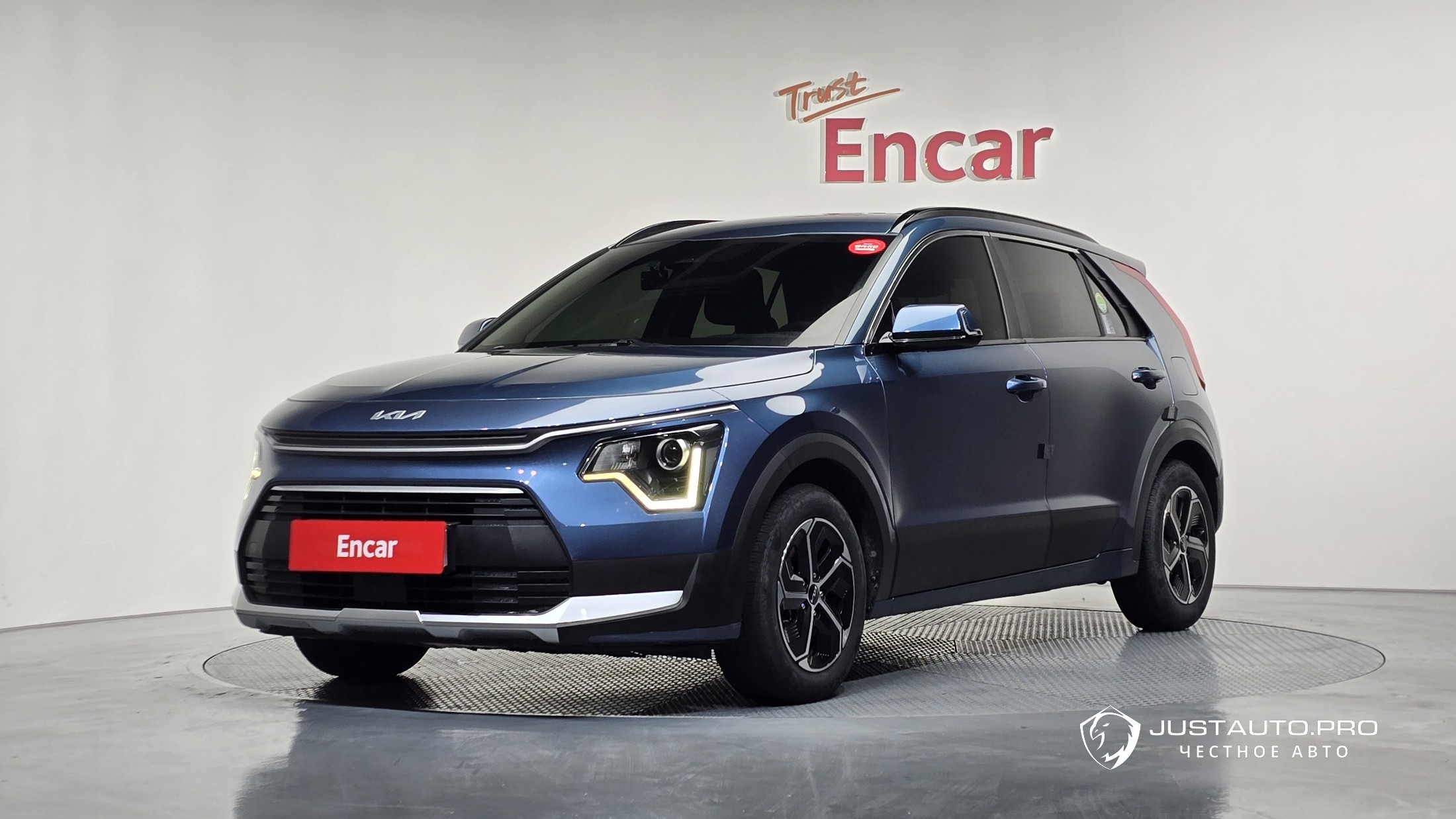 Автомобиль Kia Niro