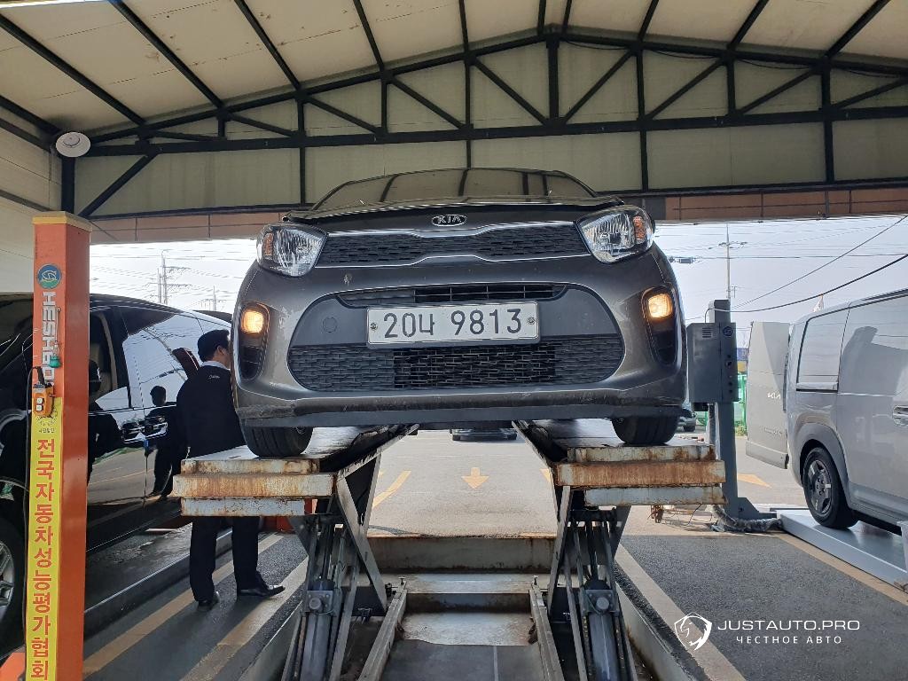 Автомобиль Kia morning