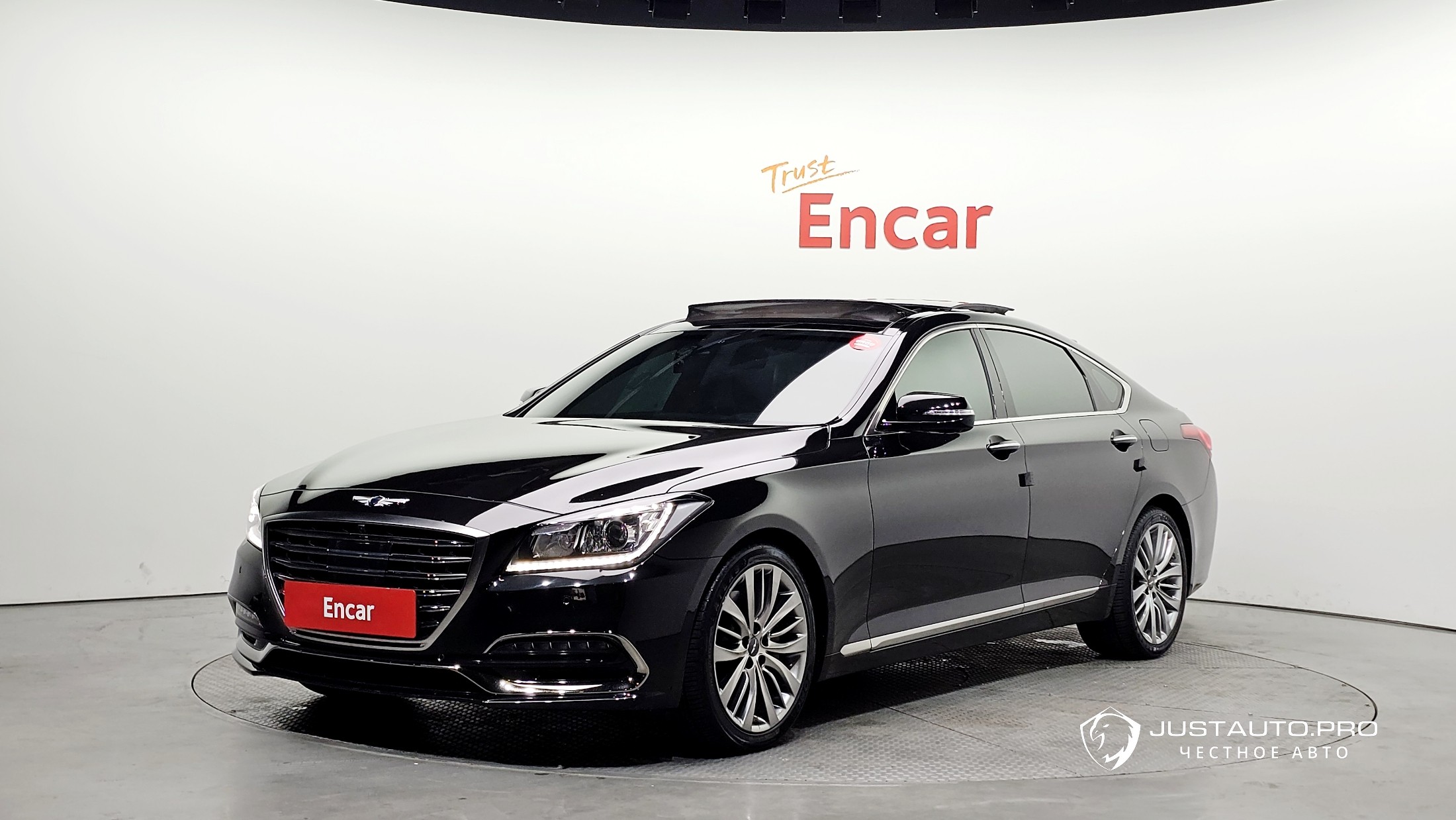 Автомобиль Genesis G80