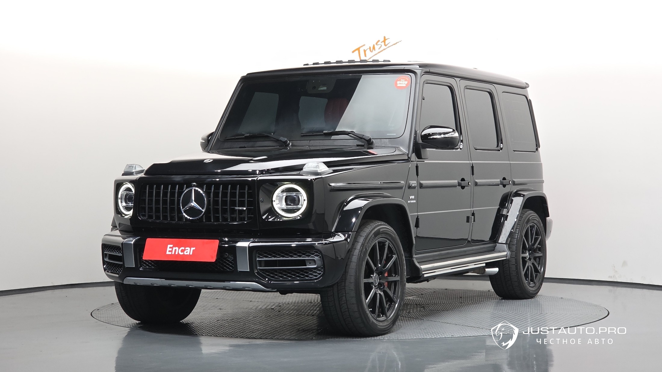 Автомобиль Mercedes-Benz G-Class
