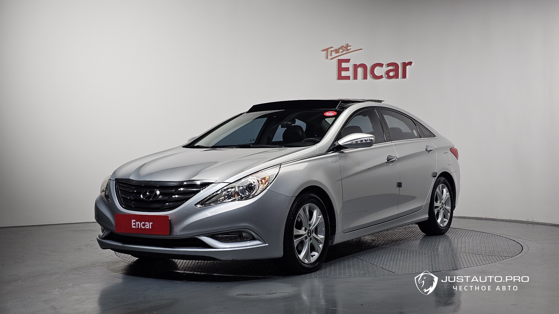 Автомобиль Hyundai Sonata