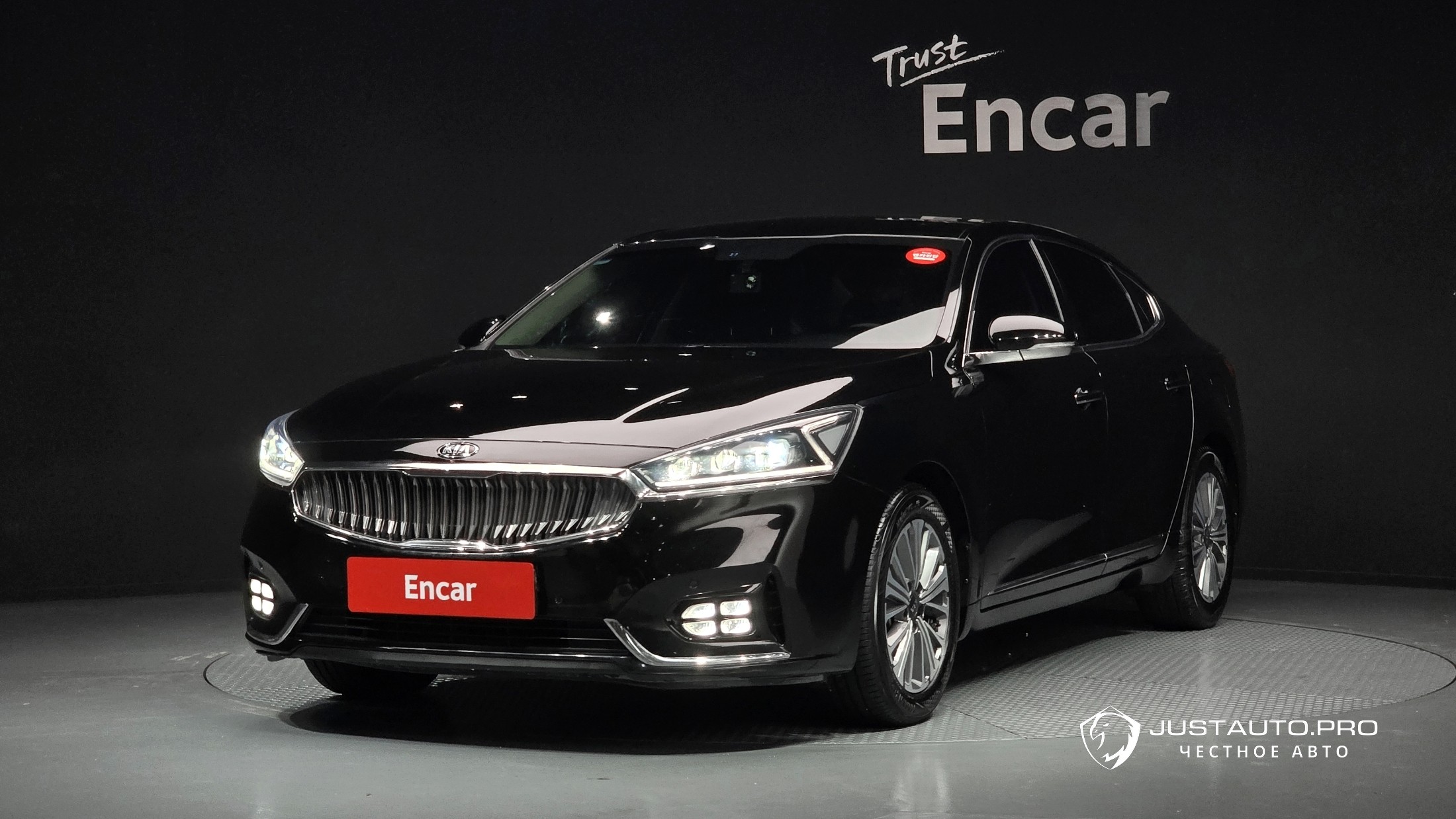 Автомобиль Kia K7