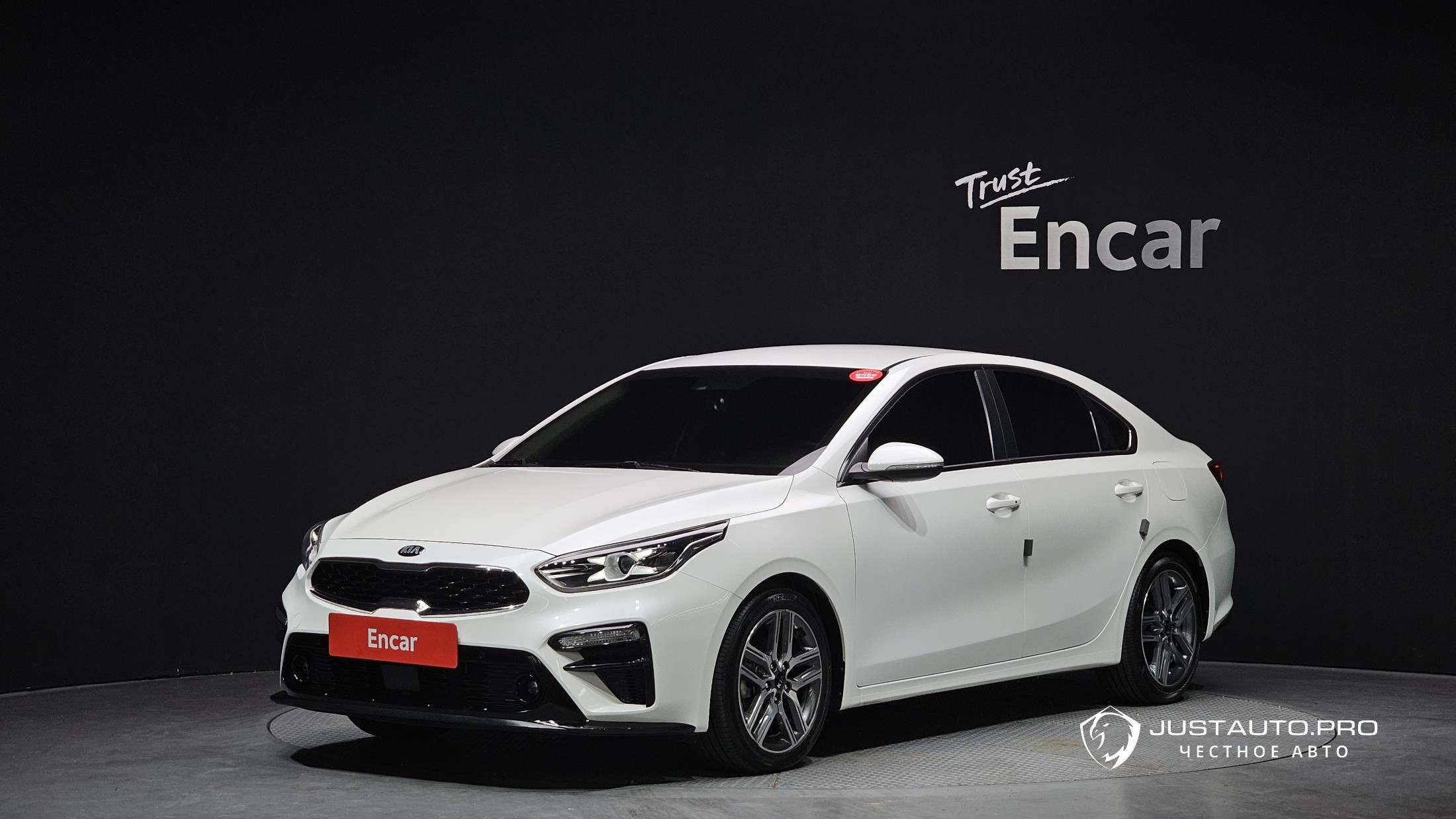 Автомобиль Kia K3