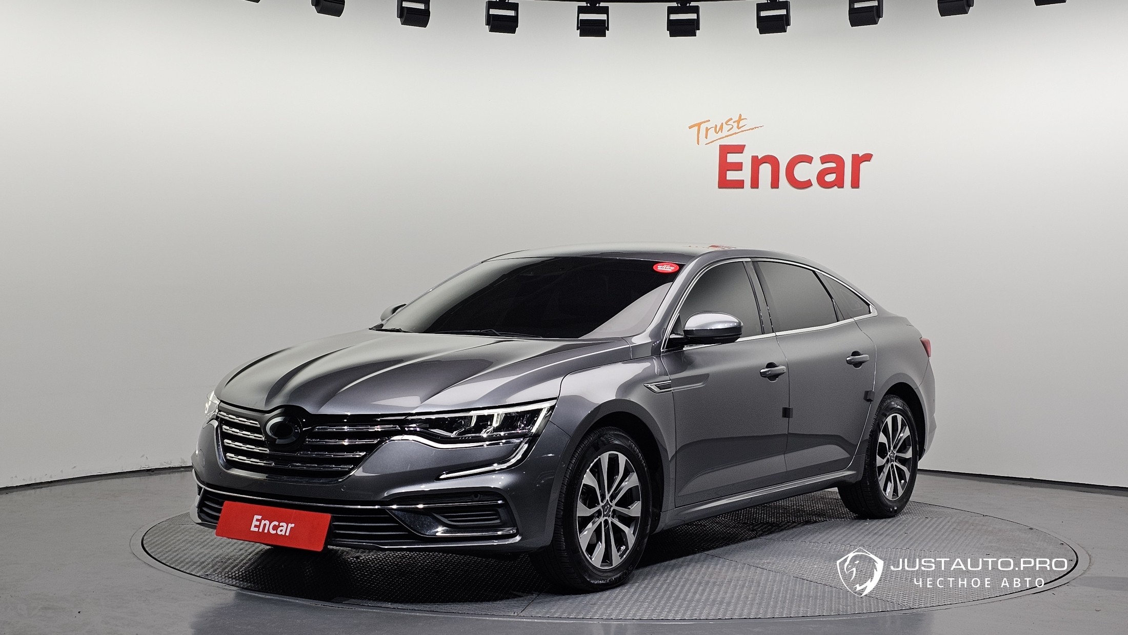 Автомобиль Renault-KoreaSamsung SM6