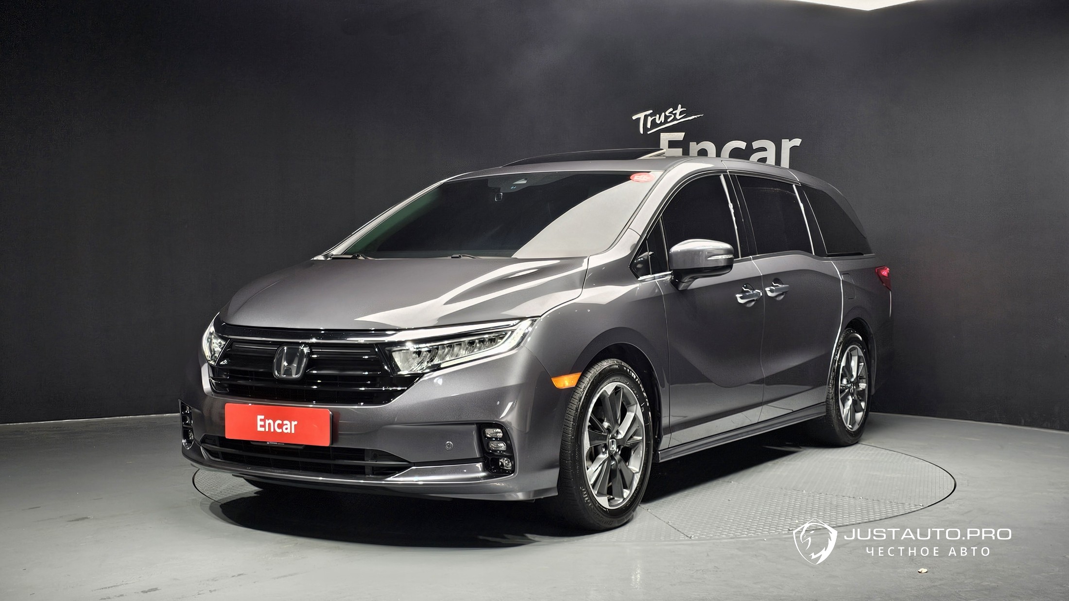 Автомобиль Honda Odyssey