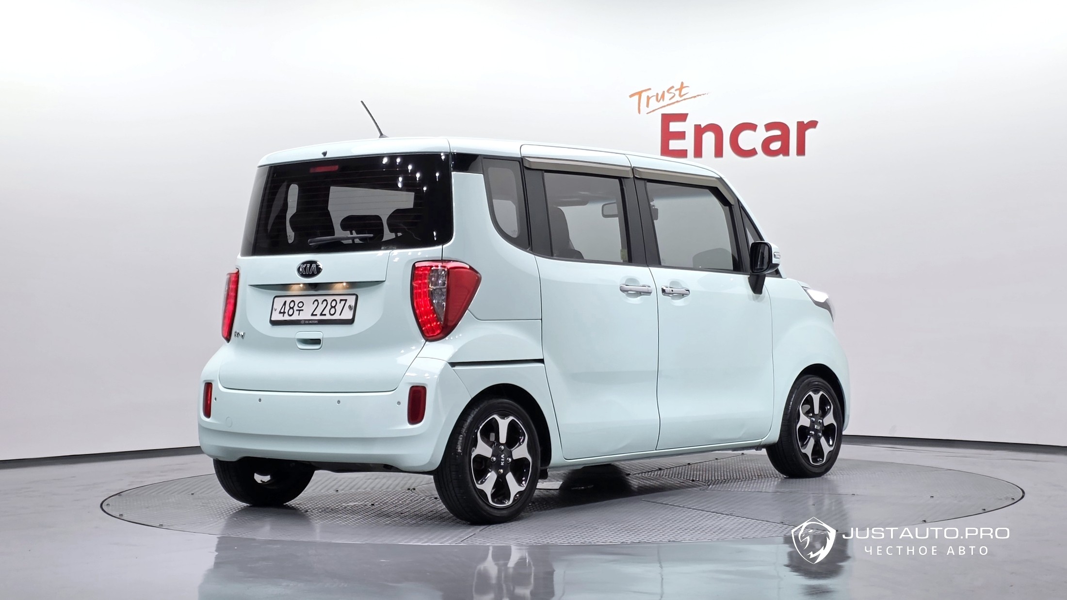 Автомобиль Kia RAY