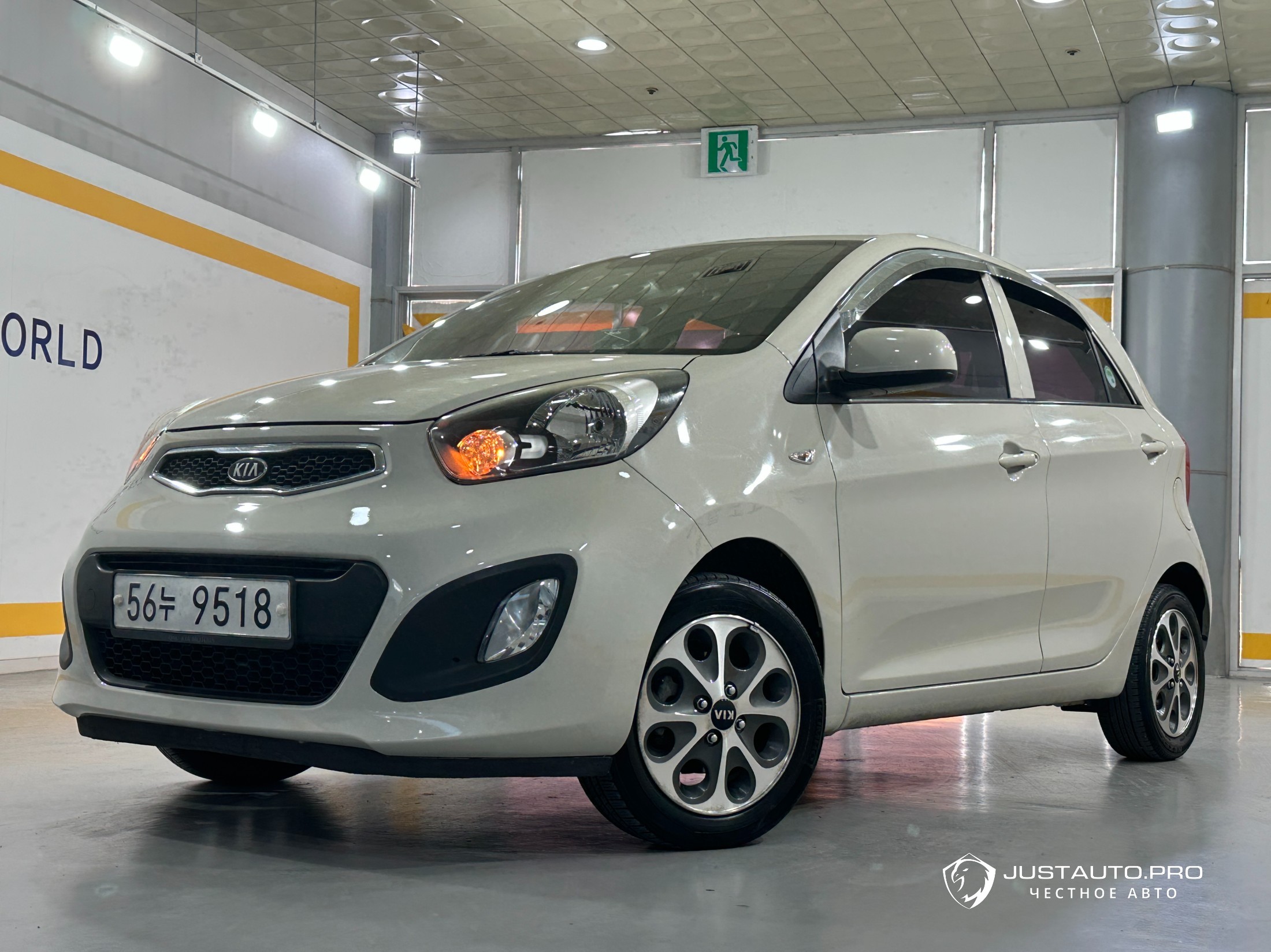 Автомобиль Kia morning