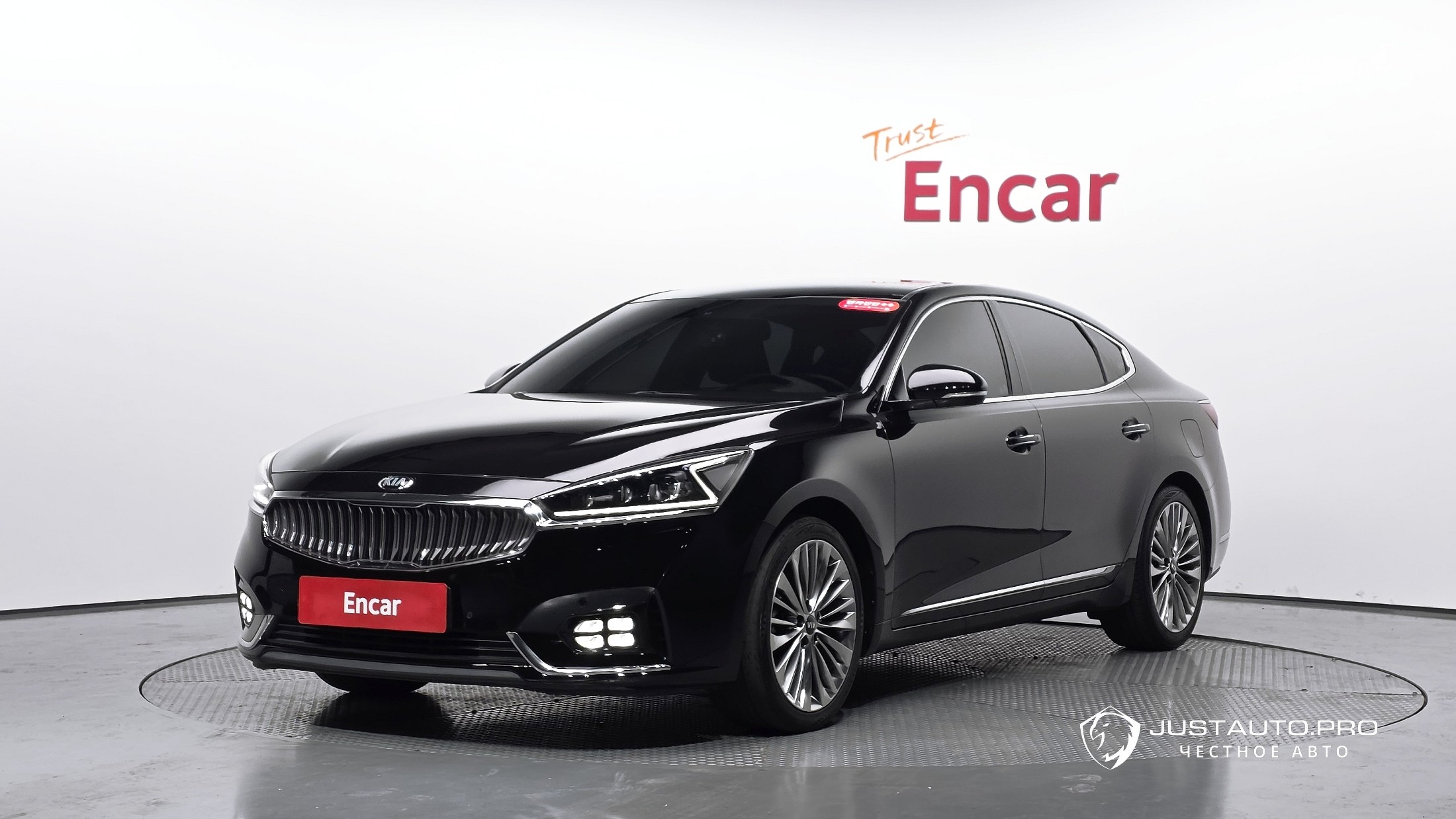 Автомобиль Kia K7