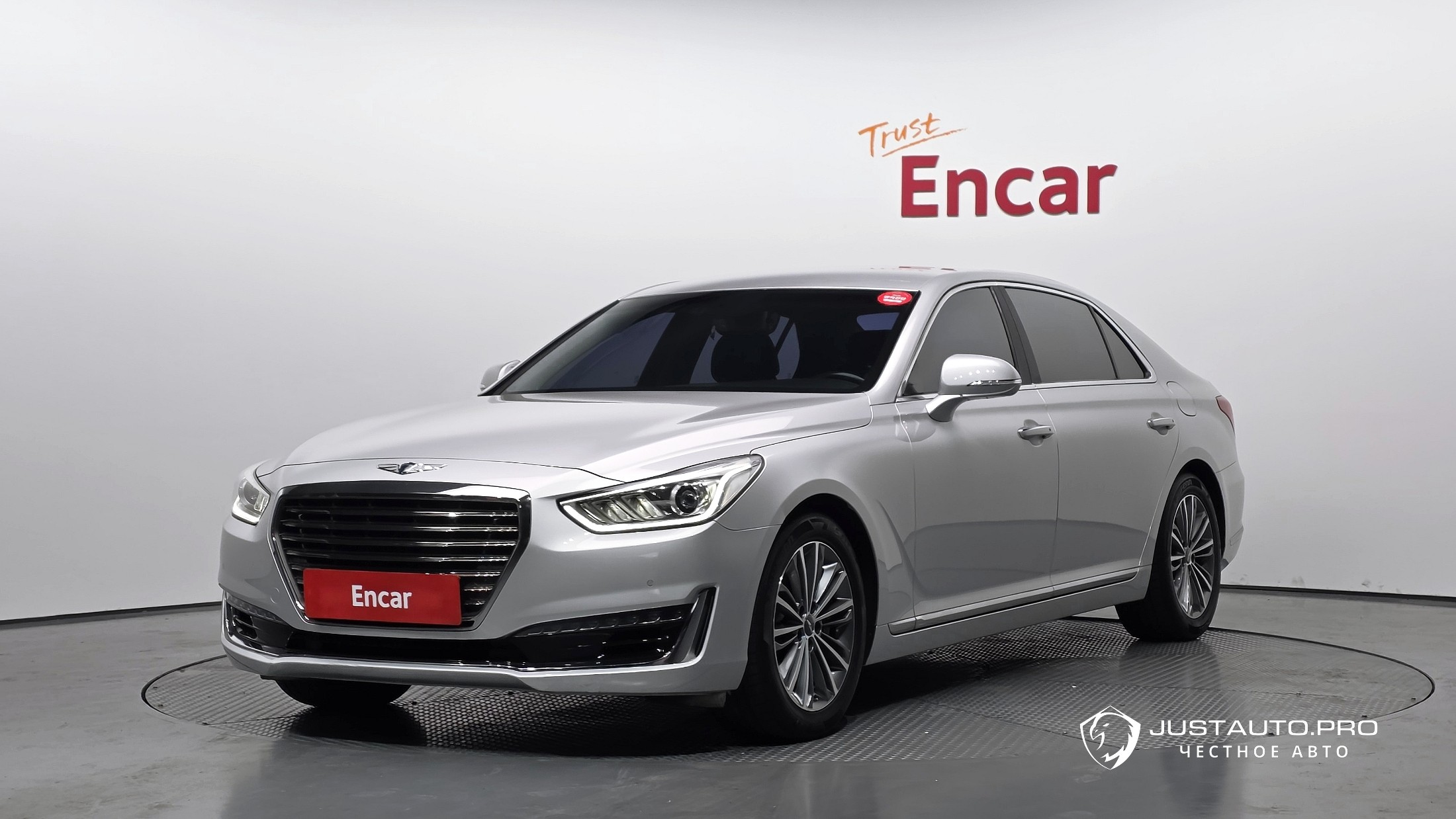 Автомобиль Genesis EQ900