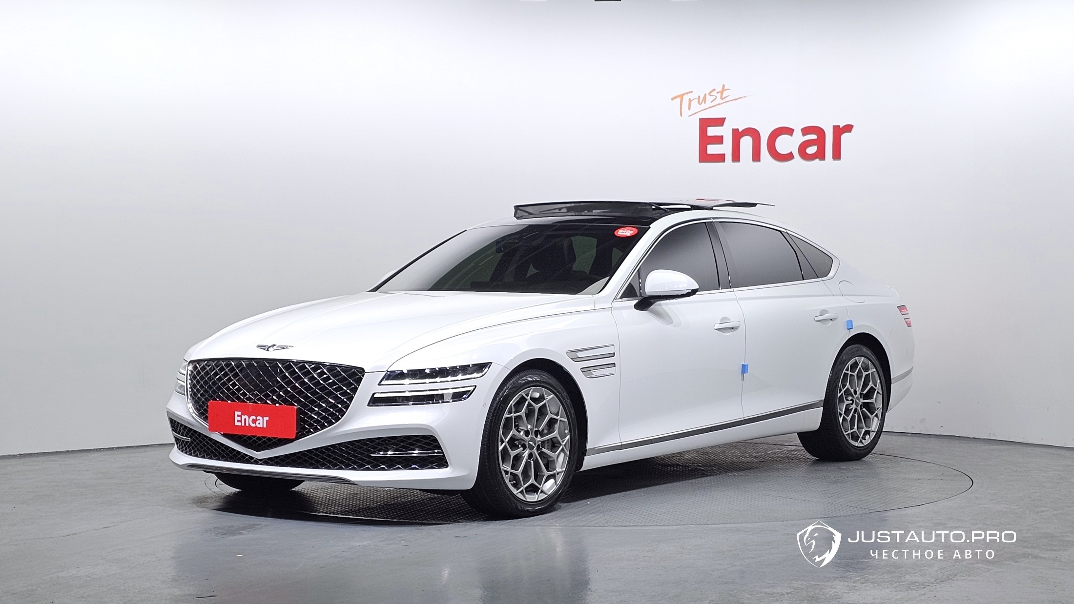 Автомобиль Genesis G80