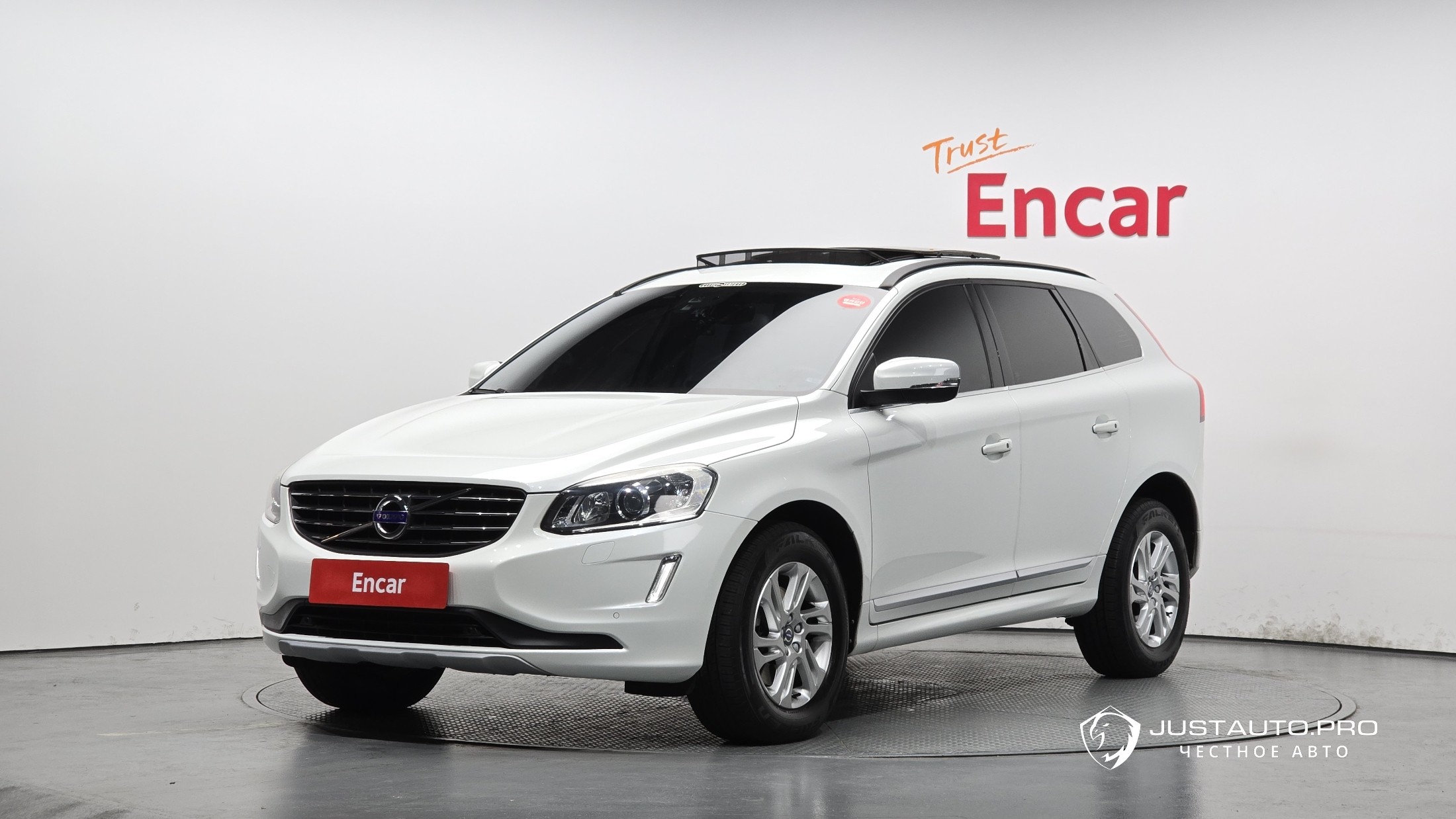 Автомобиль Volvo XC60