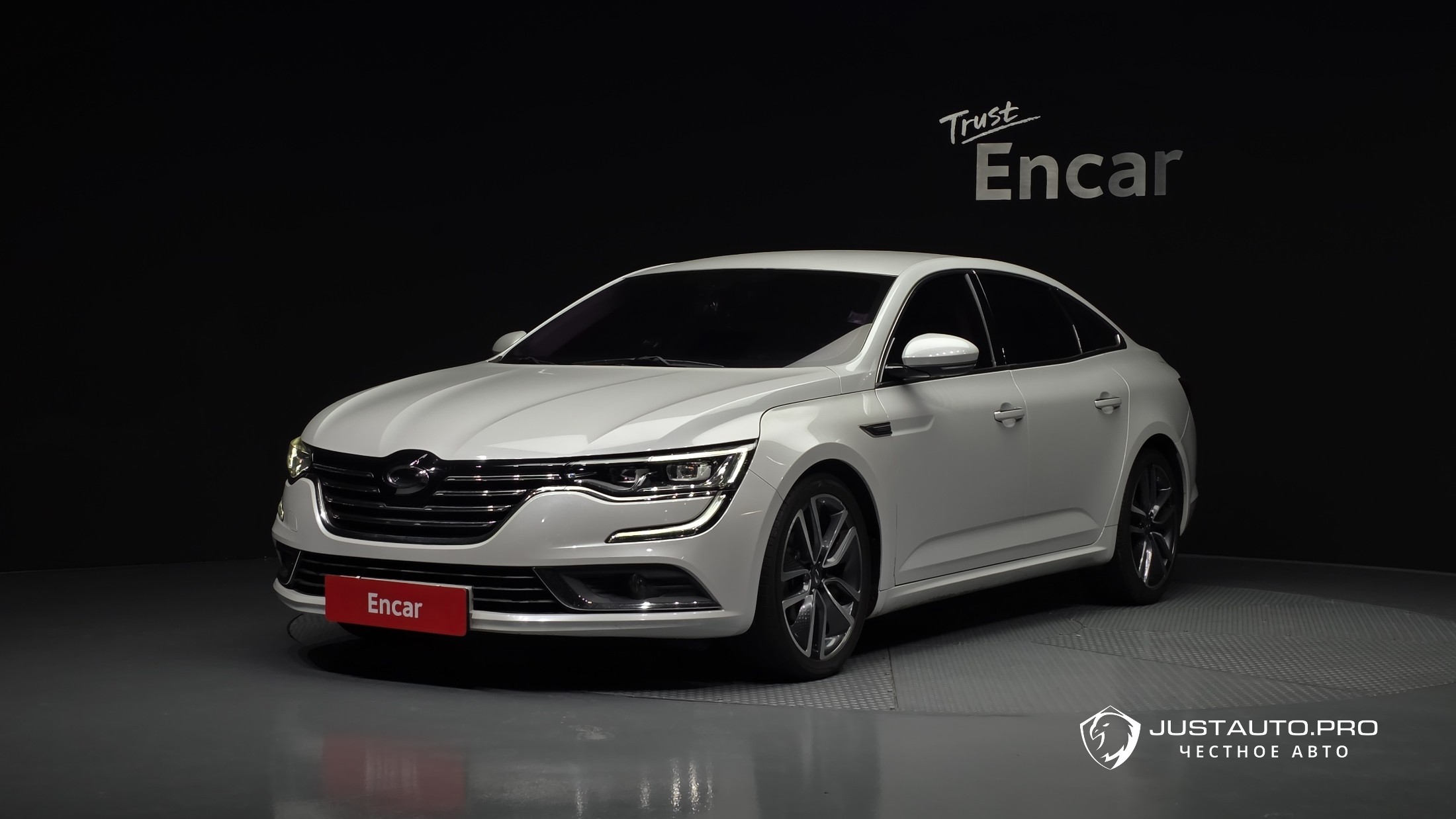 Автомобиль Renault-KoreaSamsung SM6