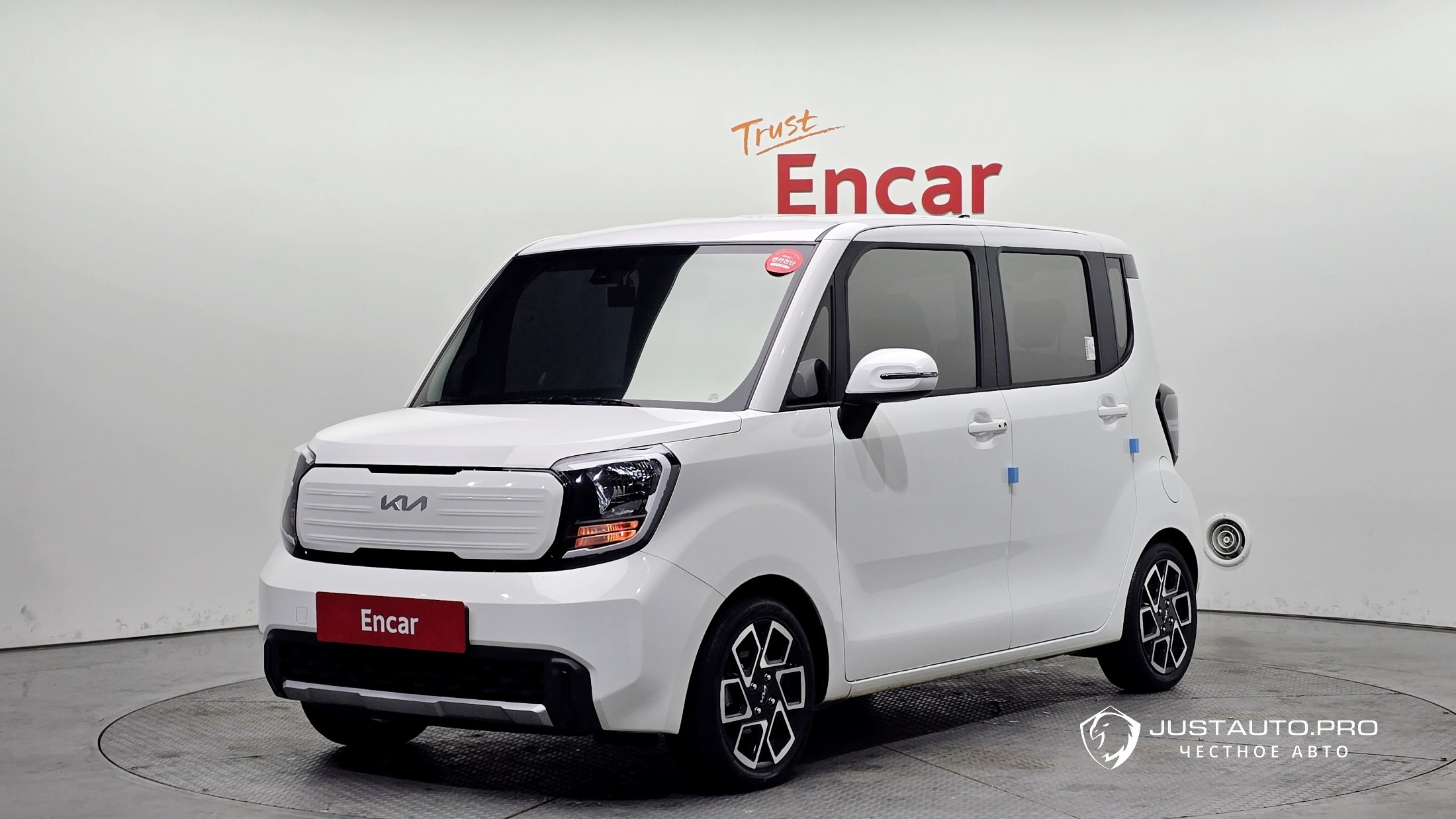 Автомобиль Kia RAY