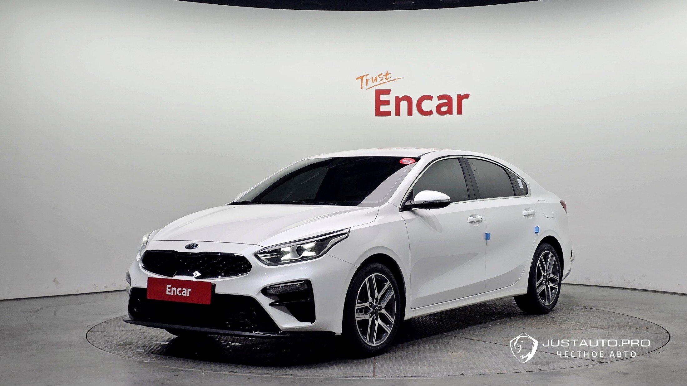 Автомобиль Kia K3