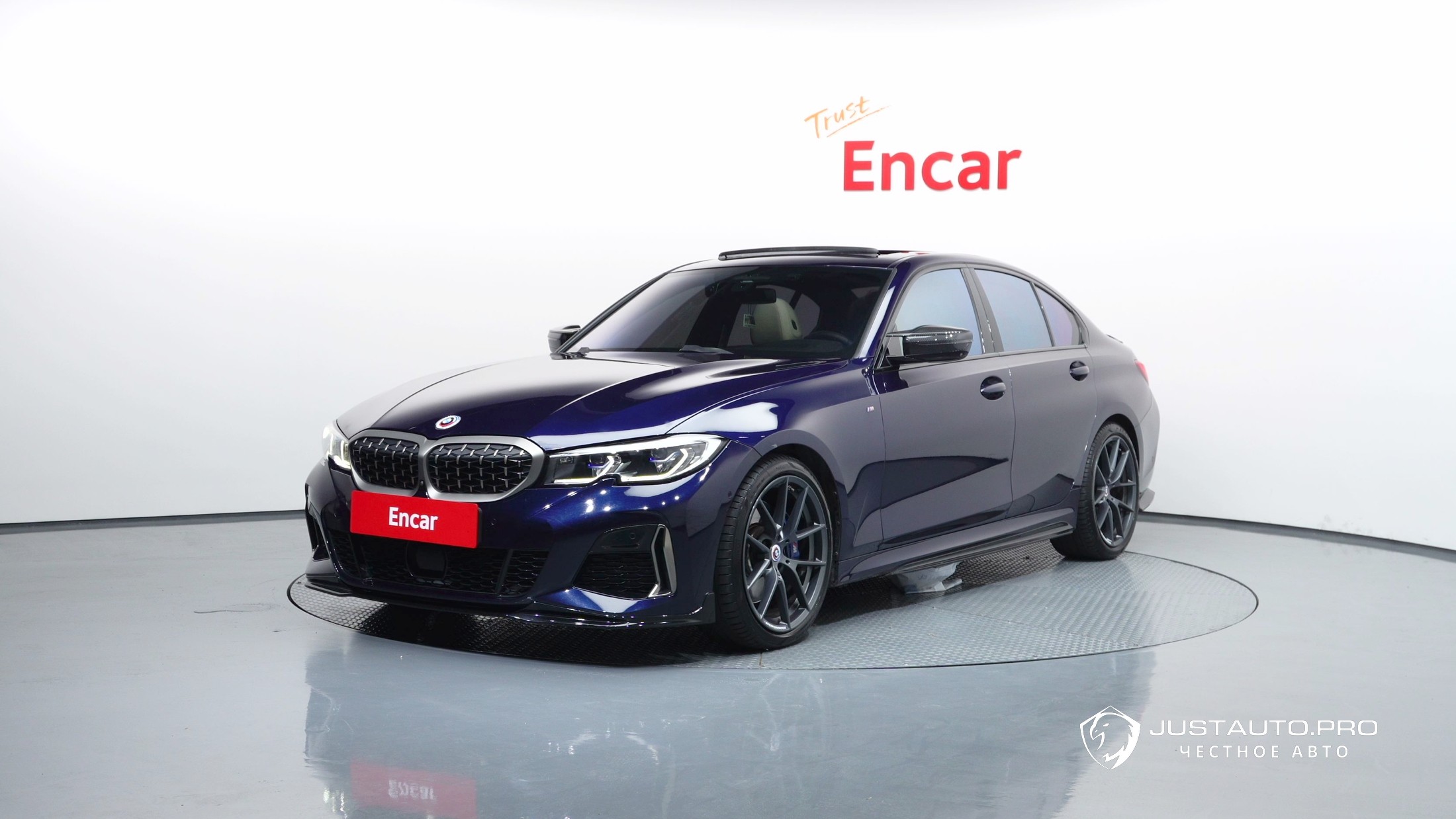 Автомобиль BMW 3-Series