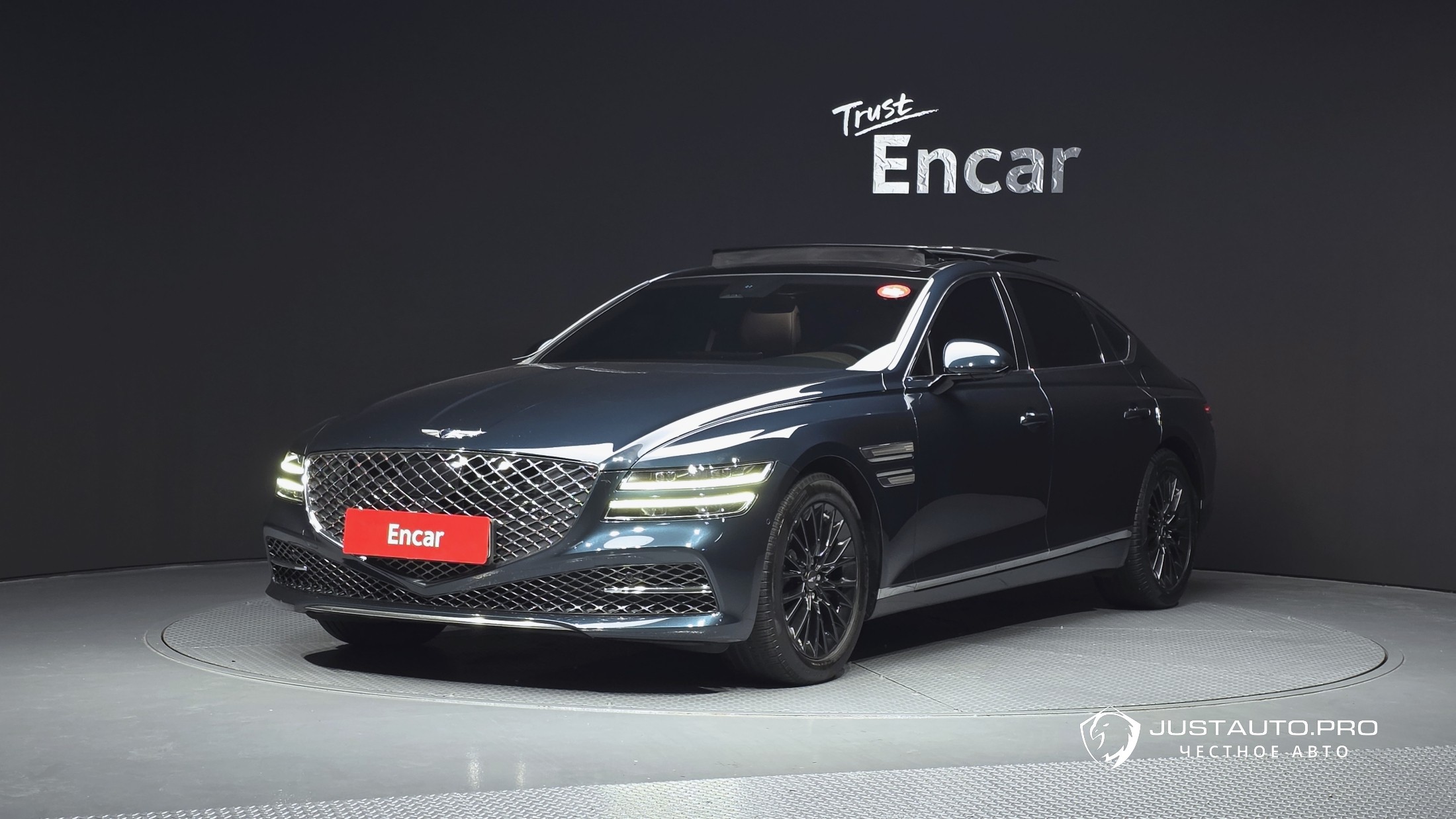 Автомобиль Genesis G80