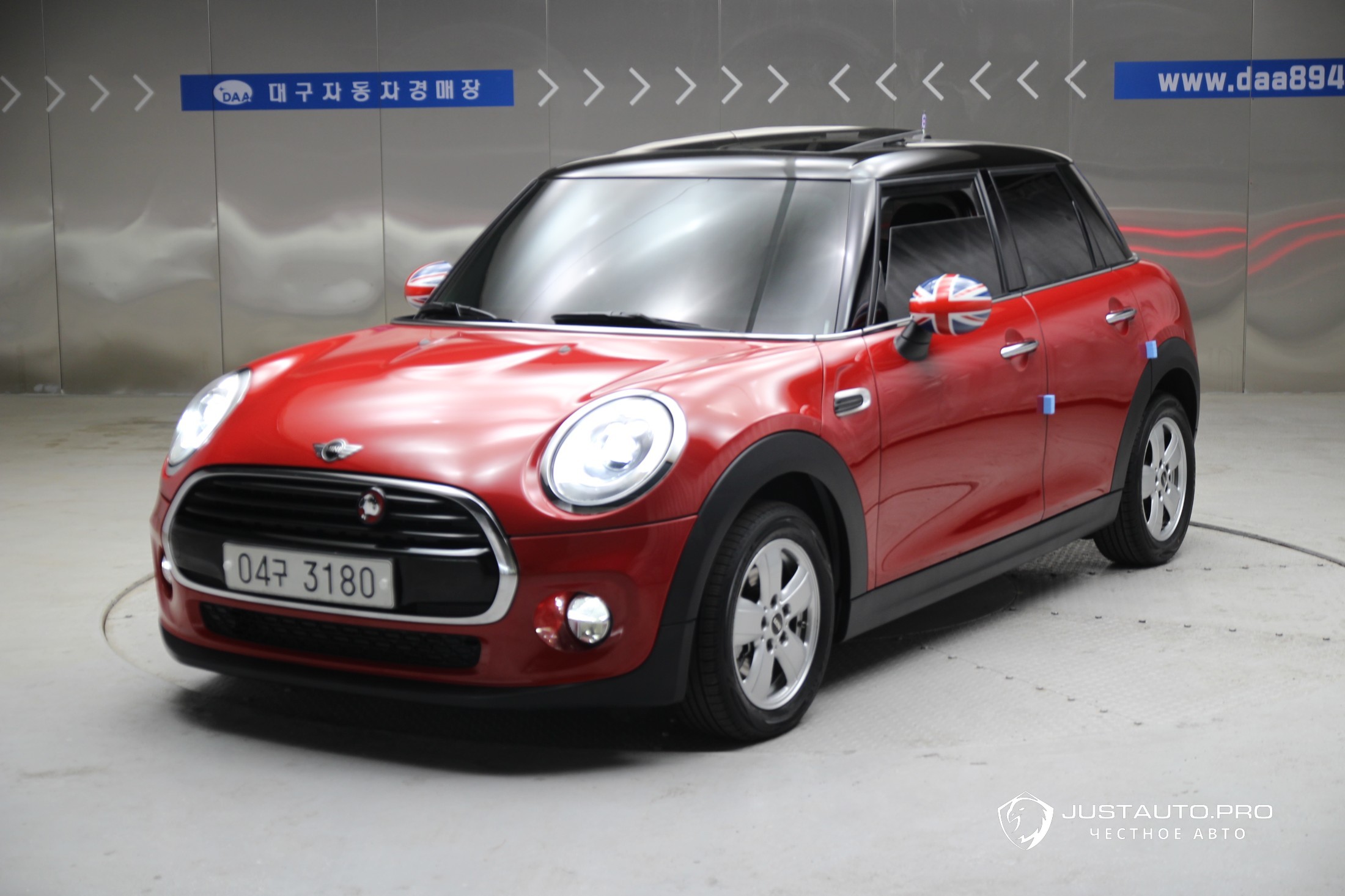 Автомобиль Mini Cooper