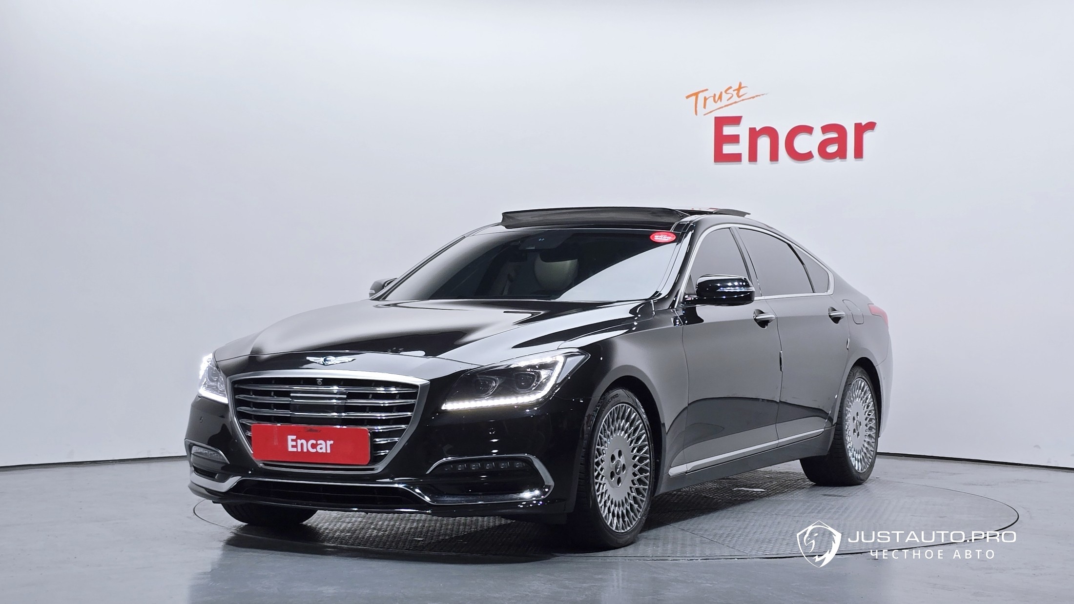 Автомобиль Genesis G80